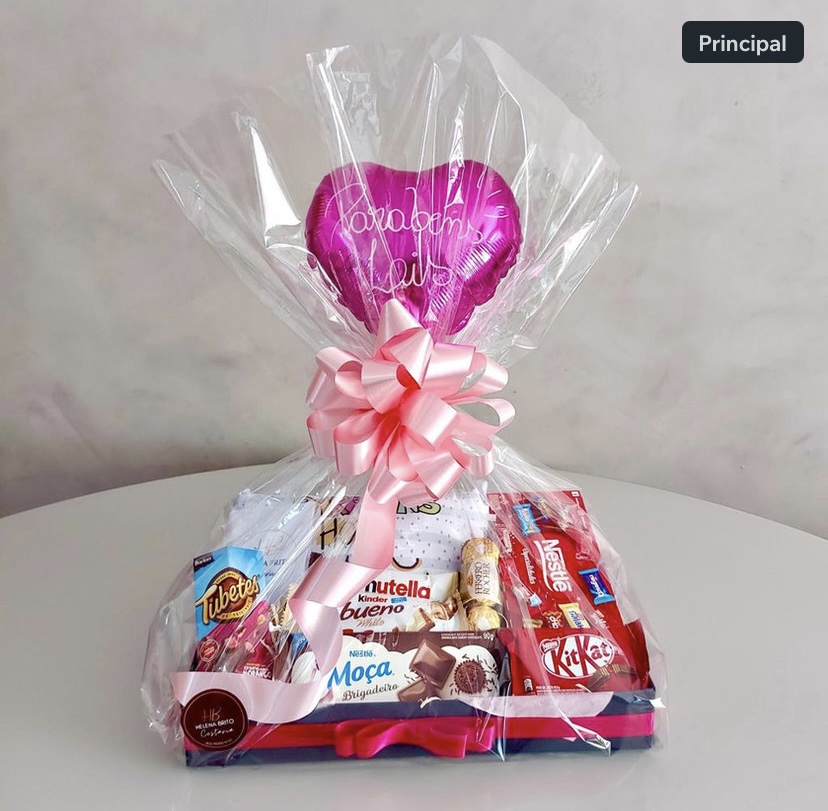 Box de Chocolates e Almofada - Aniversário