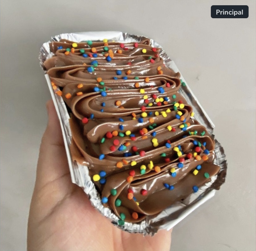 Bolo na marmita - todo de chocolate 