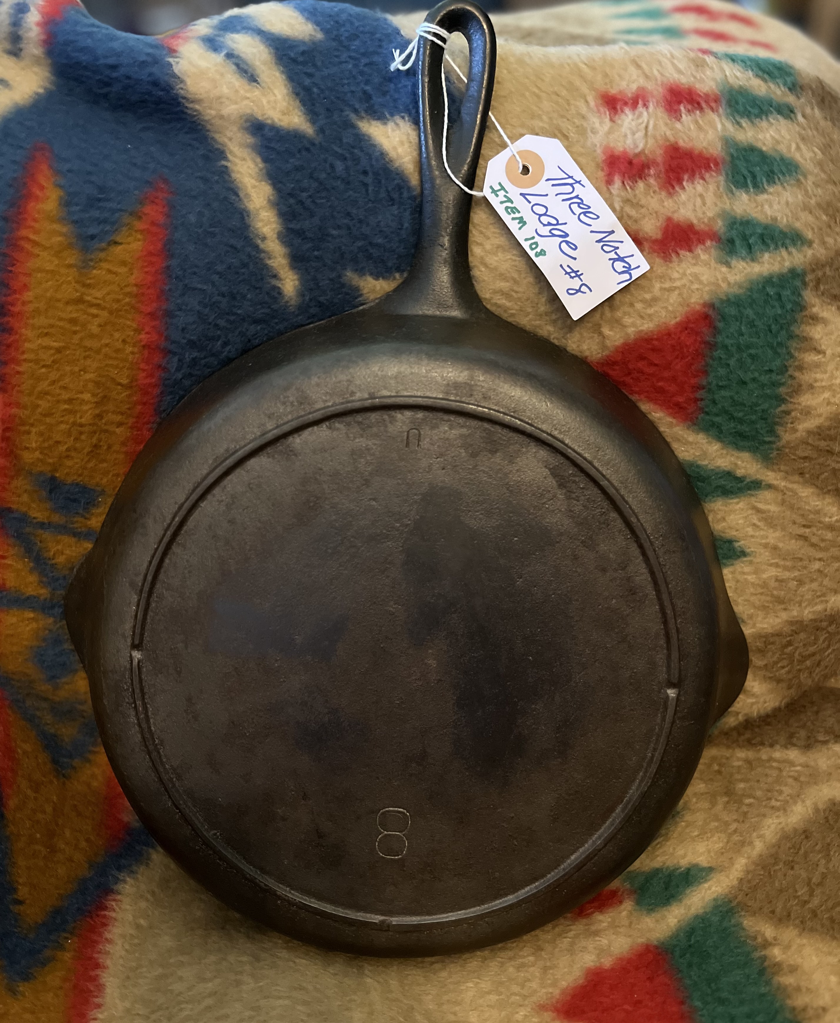 Vintage 3-Notch Lodge