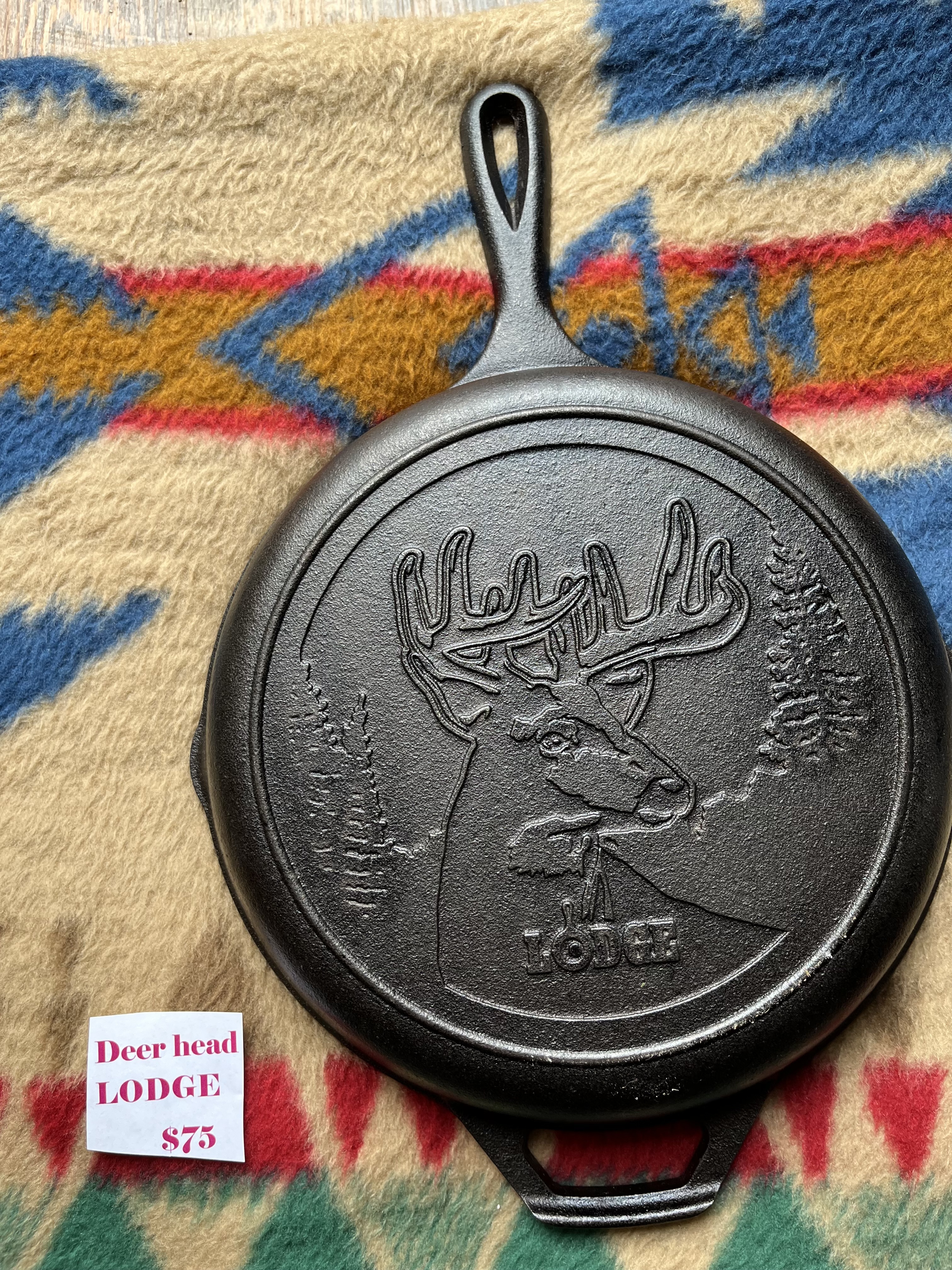 Lodge Collector's Deer Head Skillet