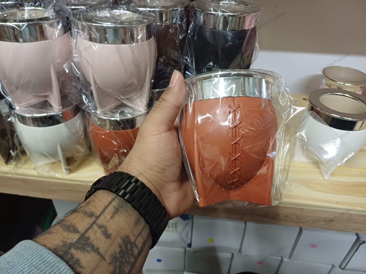 Mate de cuero con virola de acero