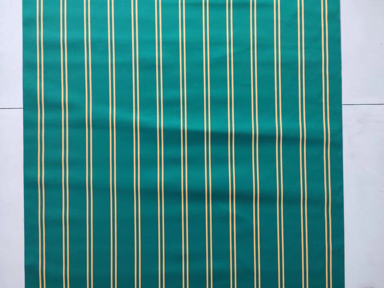 3116Sunseashell Solution dyed acrylic fabric Striped Green Rug