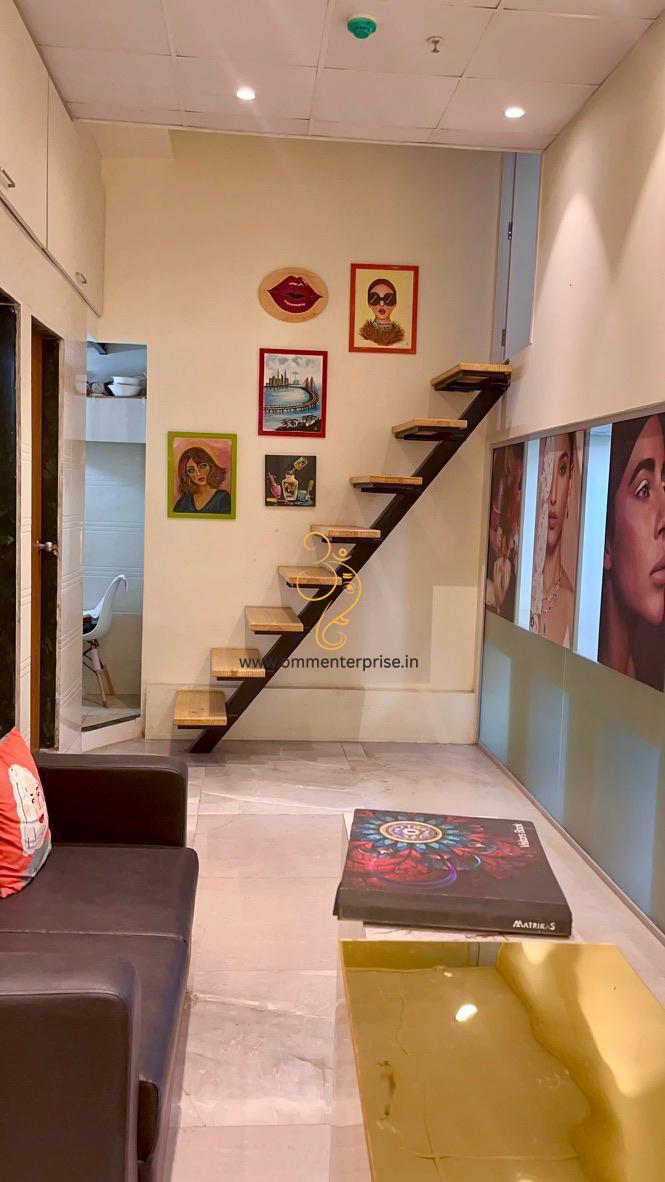 2750 sq. ft Fully Furnished Office Space near Lower Parel Station in 'A' Grade Building