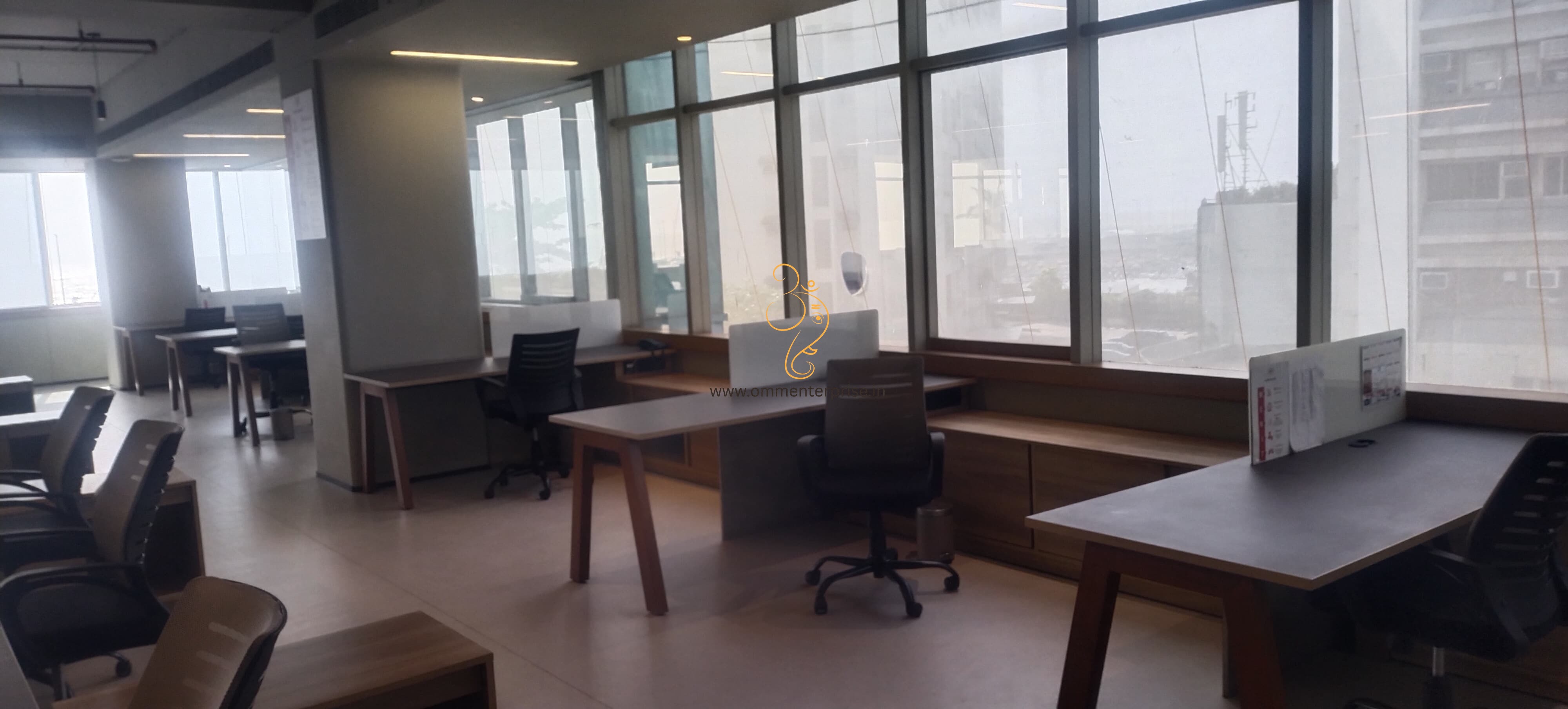 5500 sq. ft Fully Furnished Office Space in Worli