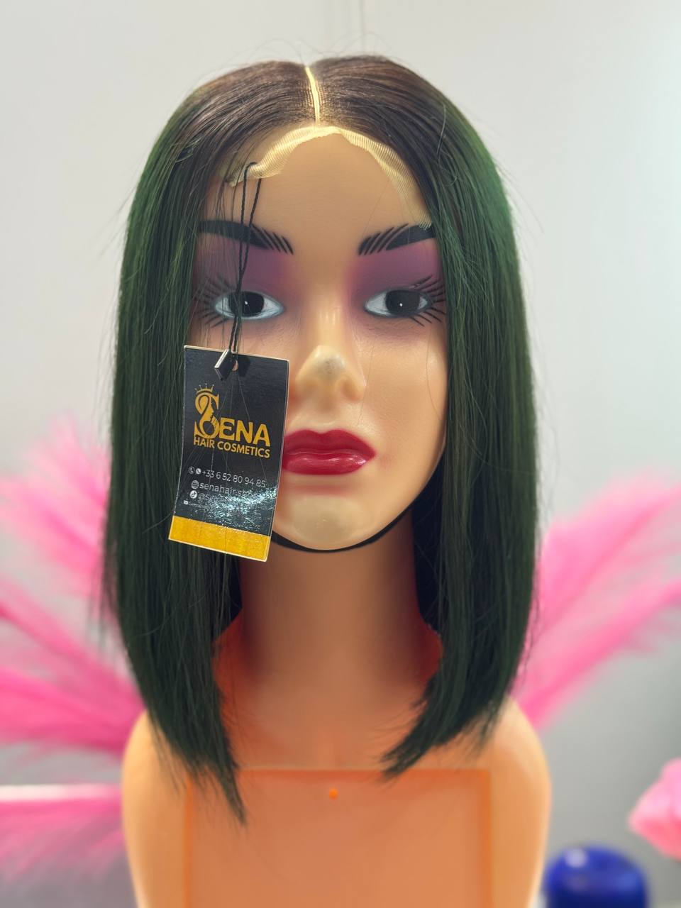 Perruque coupe carrée verte Vietnamienne