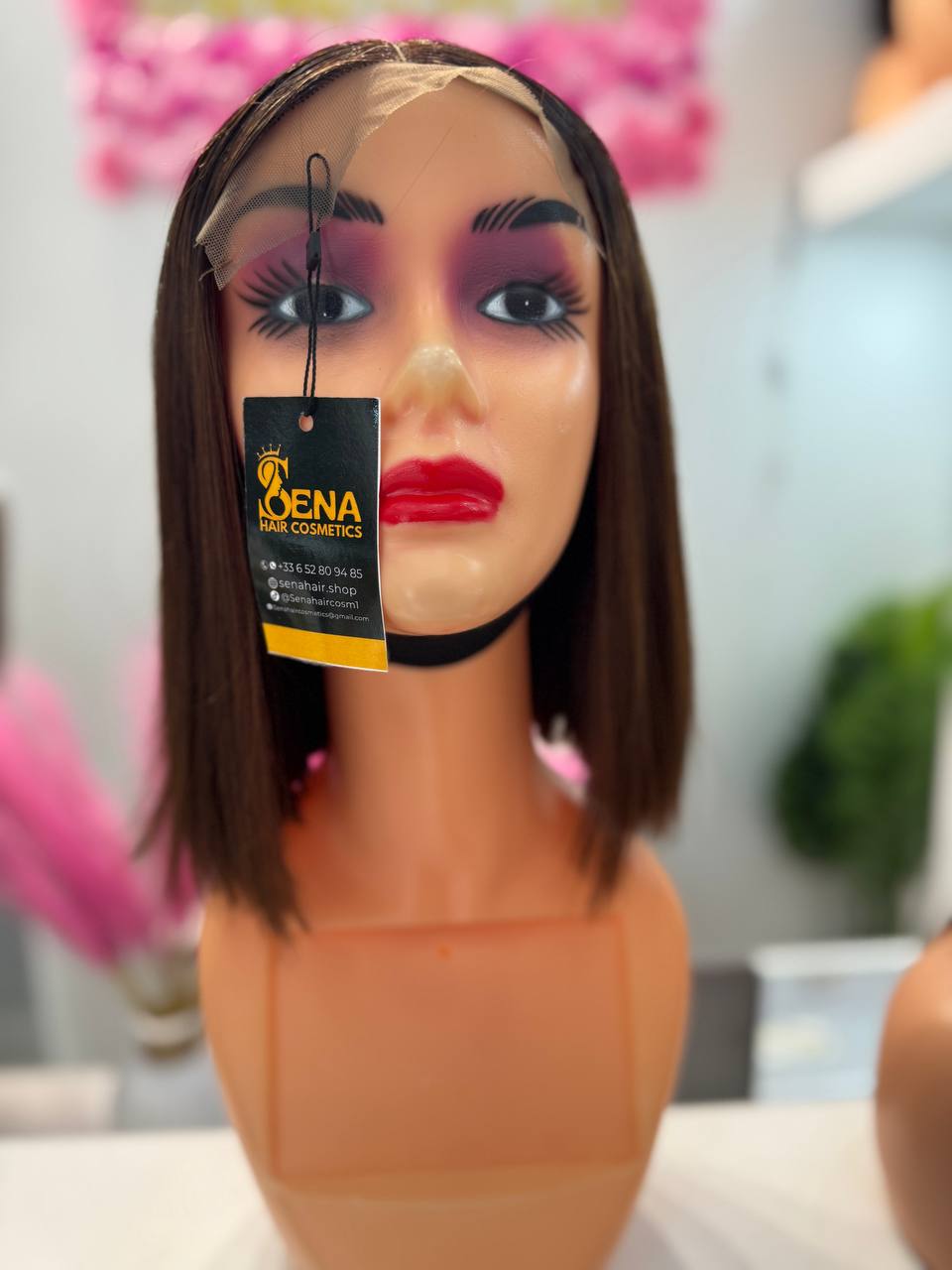 Perruque Vietnamienne carrée lisse