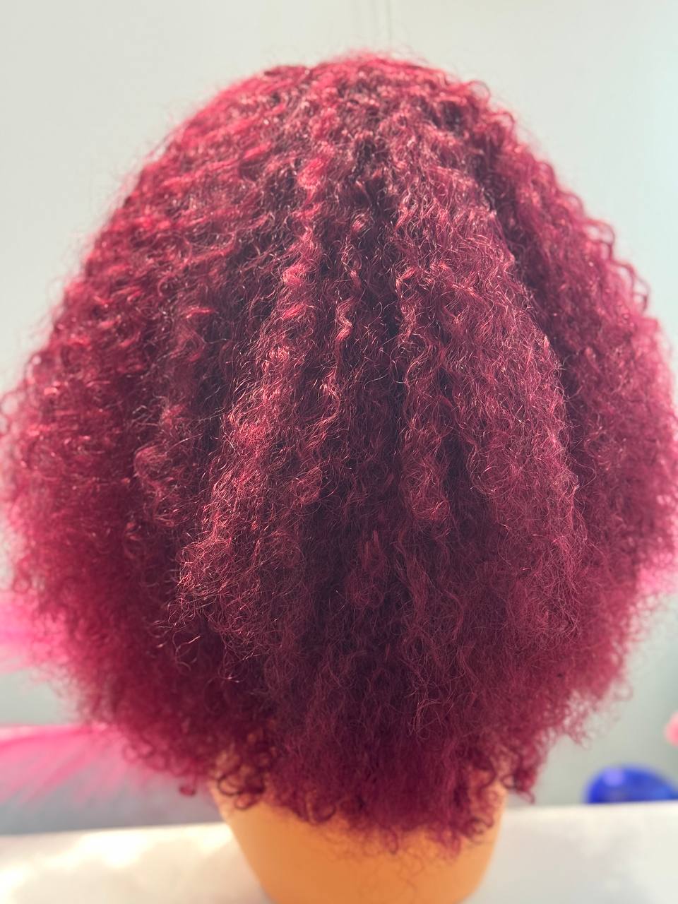 Perruque bouclée rouge avec Closure 2X6 