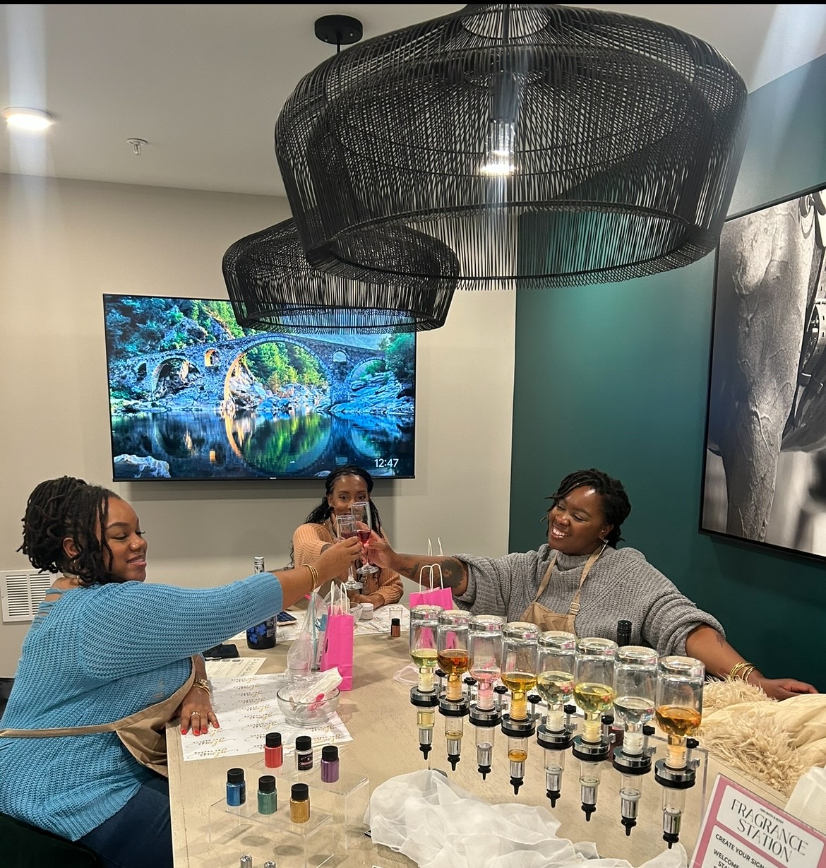 Glow Chemistry Fragrance Lab