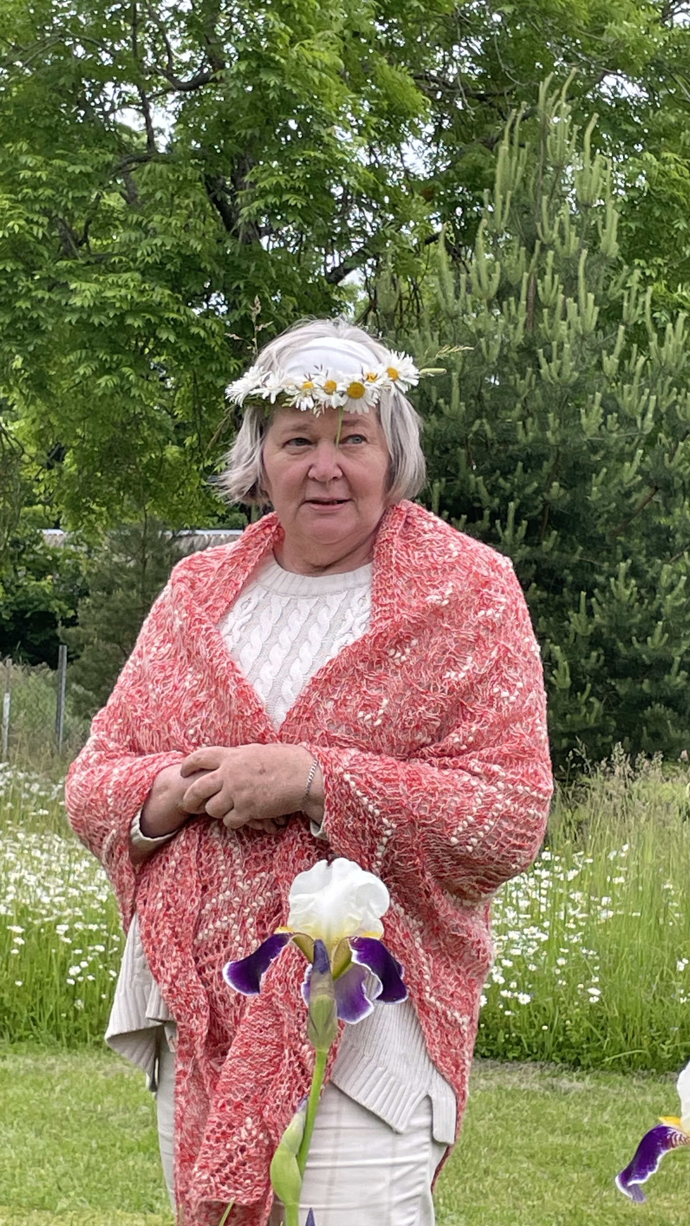 Hand-knitted Pink Geometric Shawl