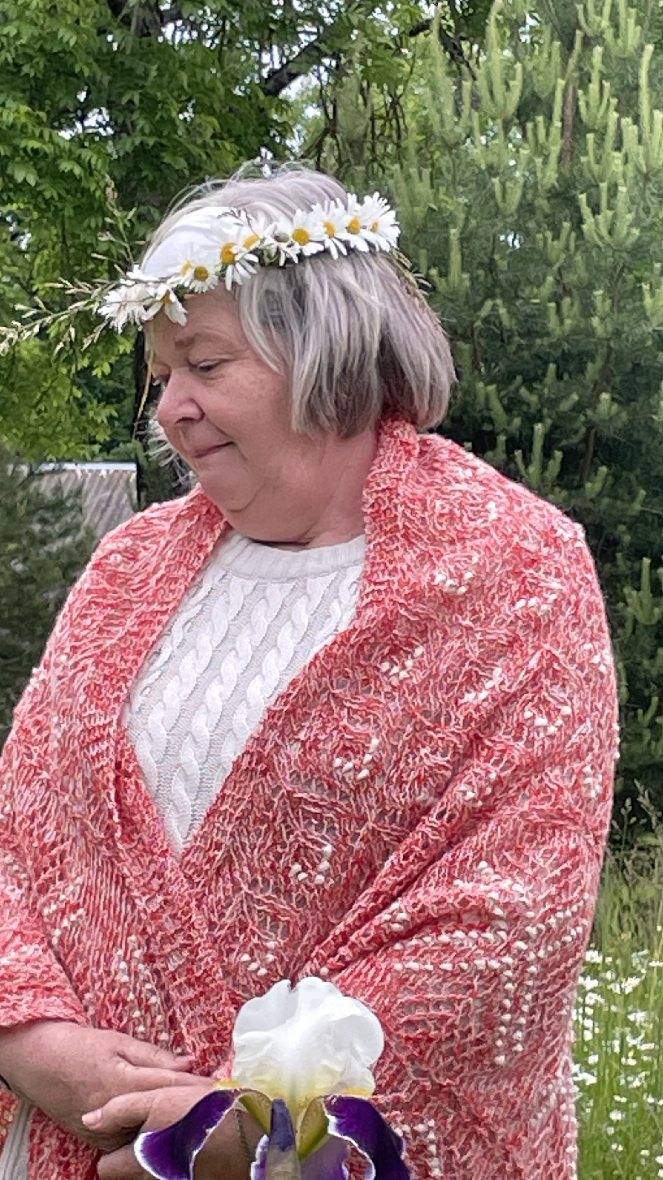 Hand-knitted Pink Geometric Shawl