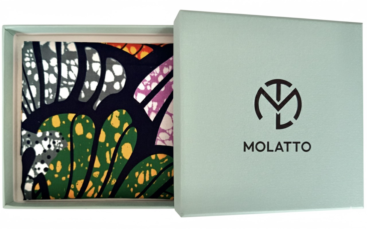 Pochette coton en Super Wax – L’élégance qui ose la couleur