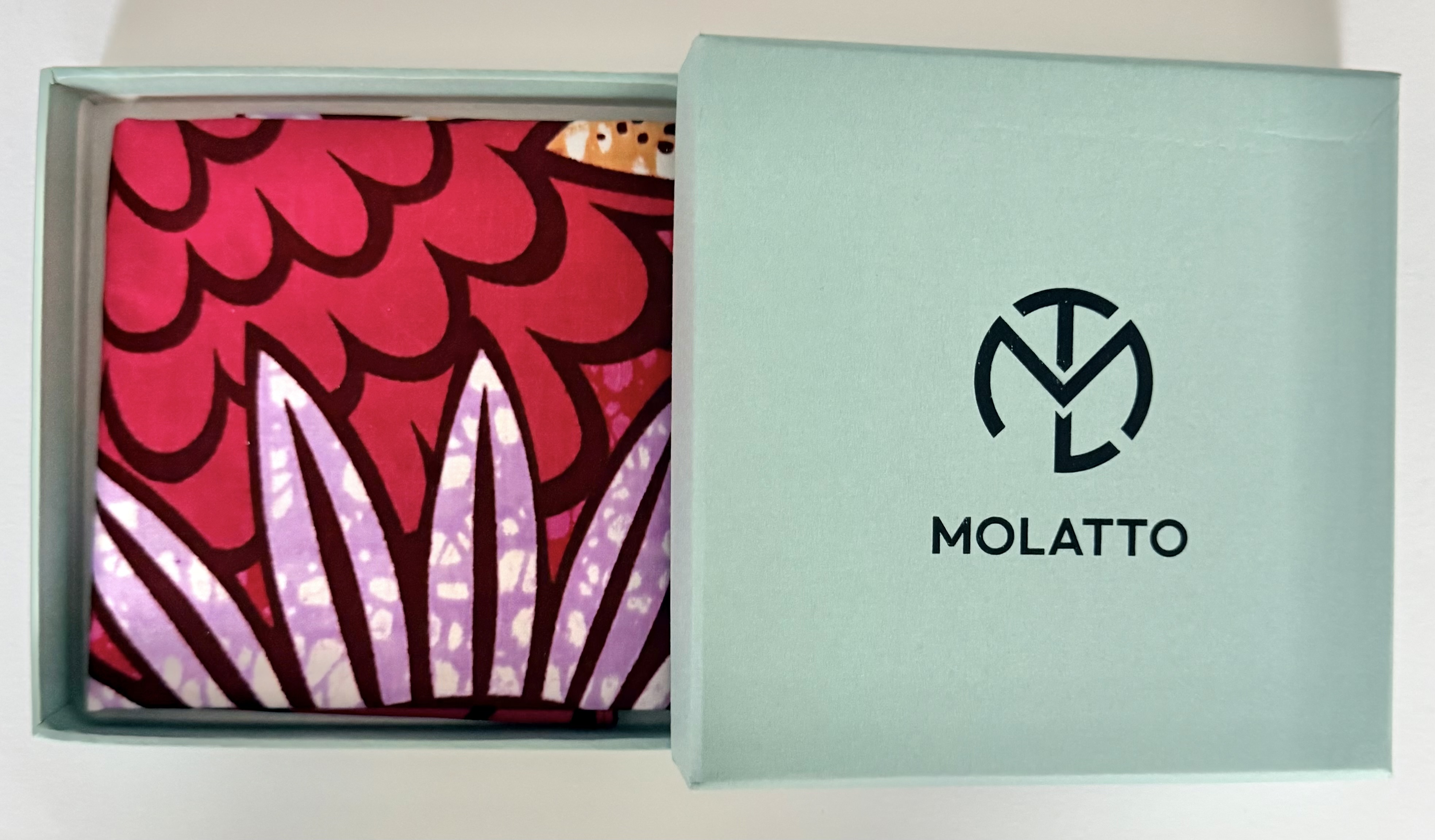 Pochette coton en Super Wax – L’élégance qui ose la couleur