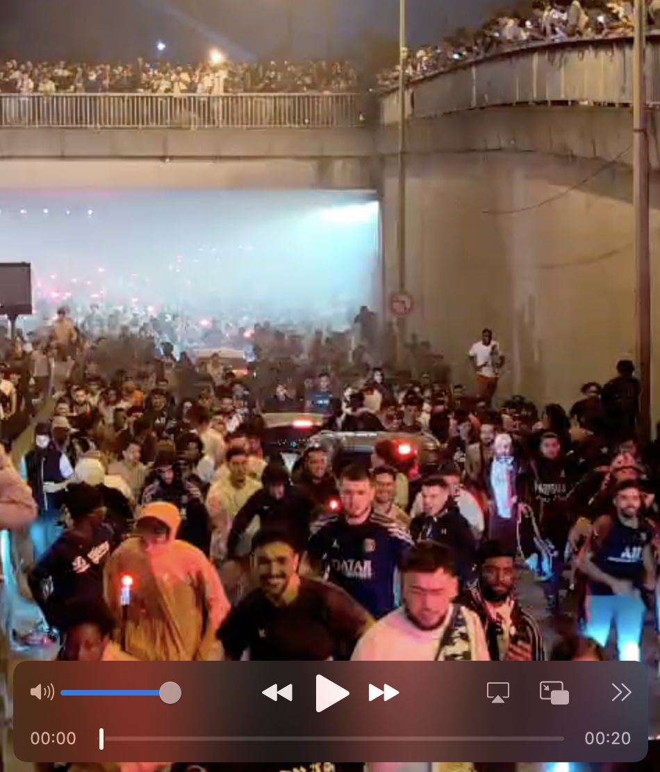 Vidéo périphérique - Victoire Champions leage