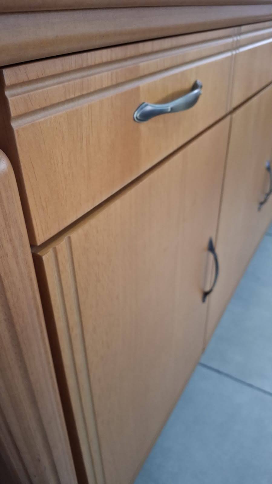 Balcão Buffet 4 portas de madeira maciça