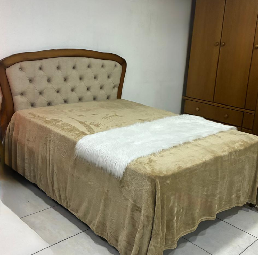 Cama  estofada madeira maciça Viena