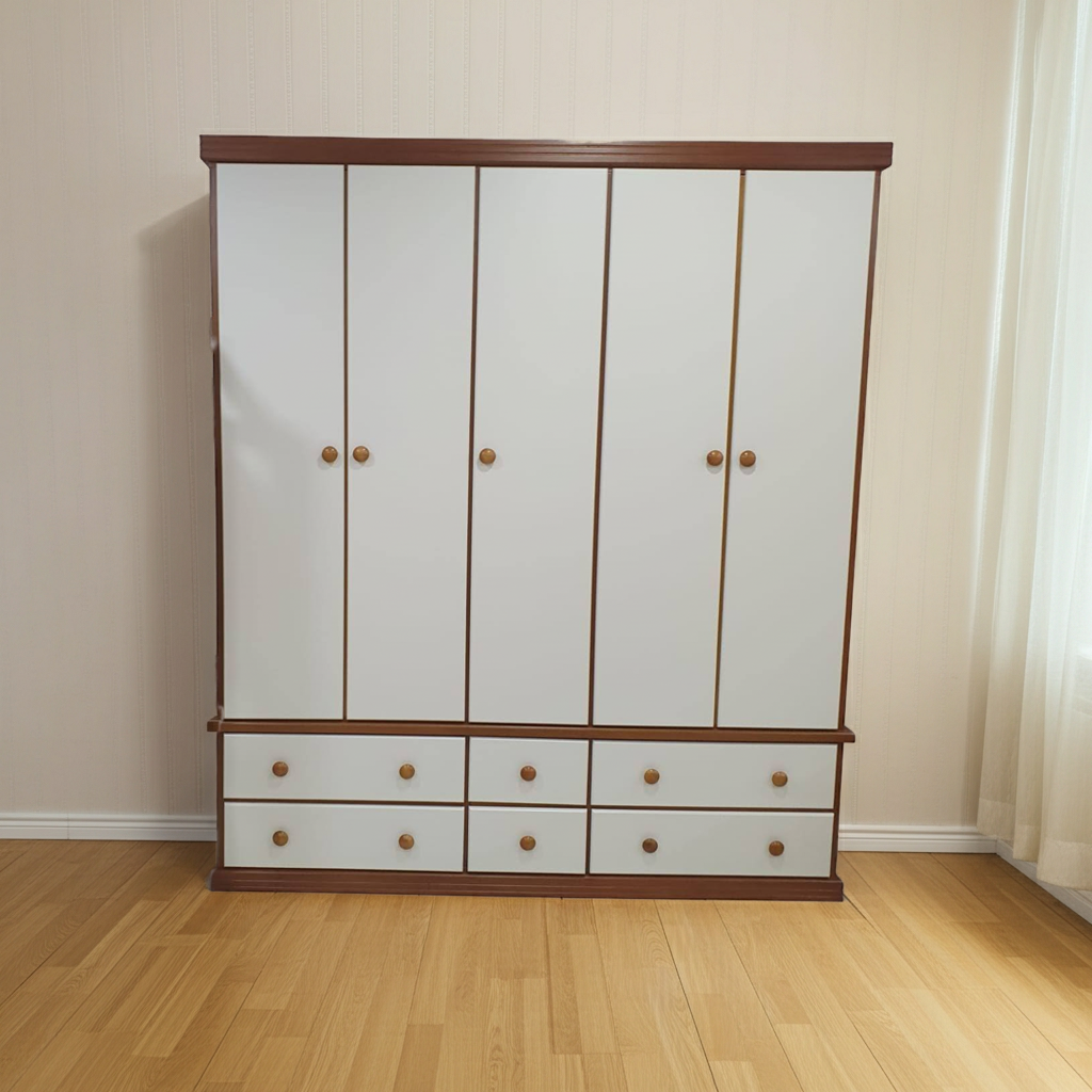 Guarda-roupa de Madeira 5 portas