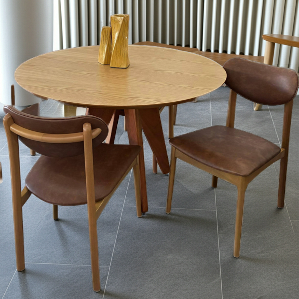 Mesa de jantar redonda de madeira Heitor