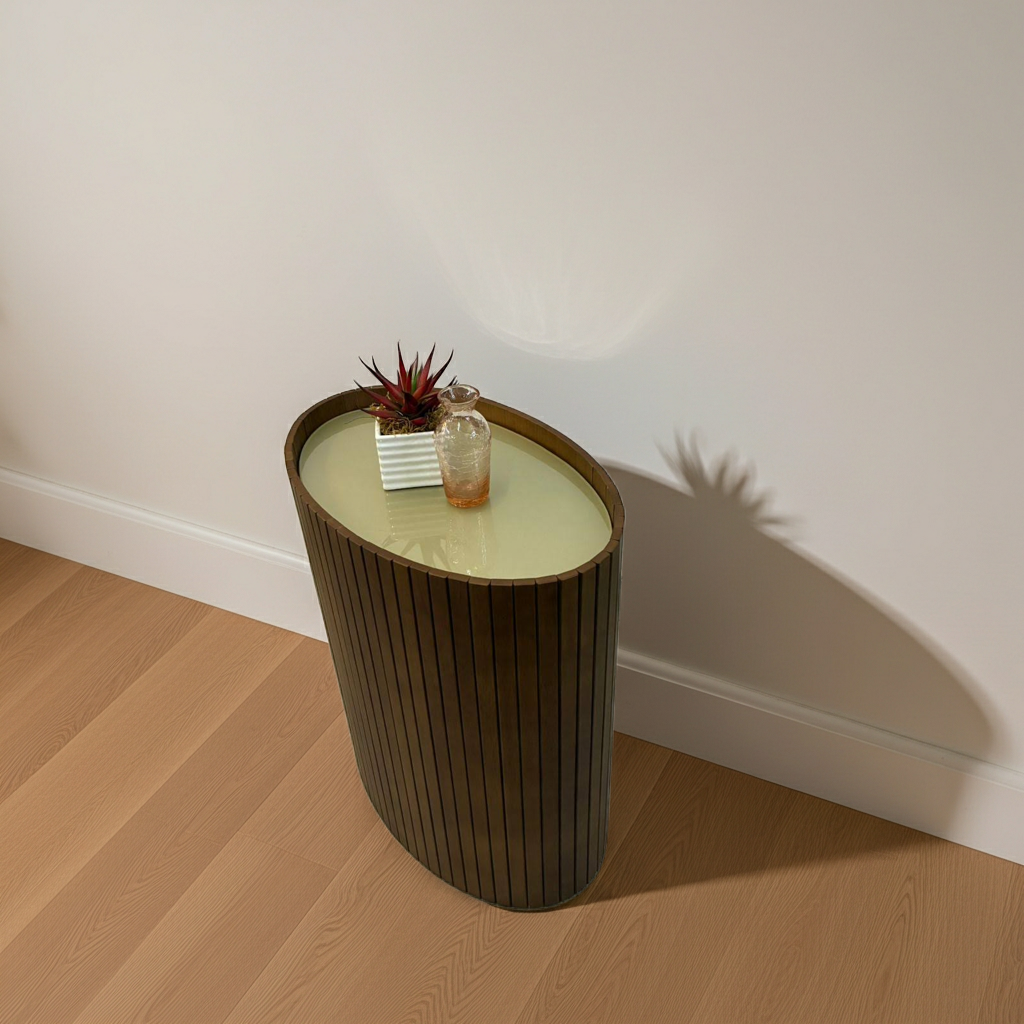 Mesa lateral oval com tampo em vidro Luna