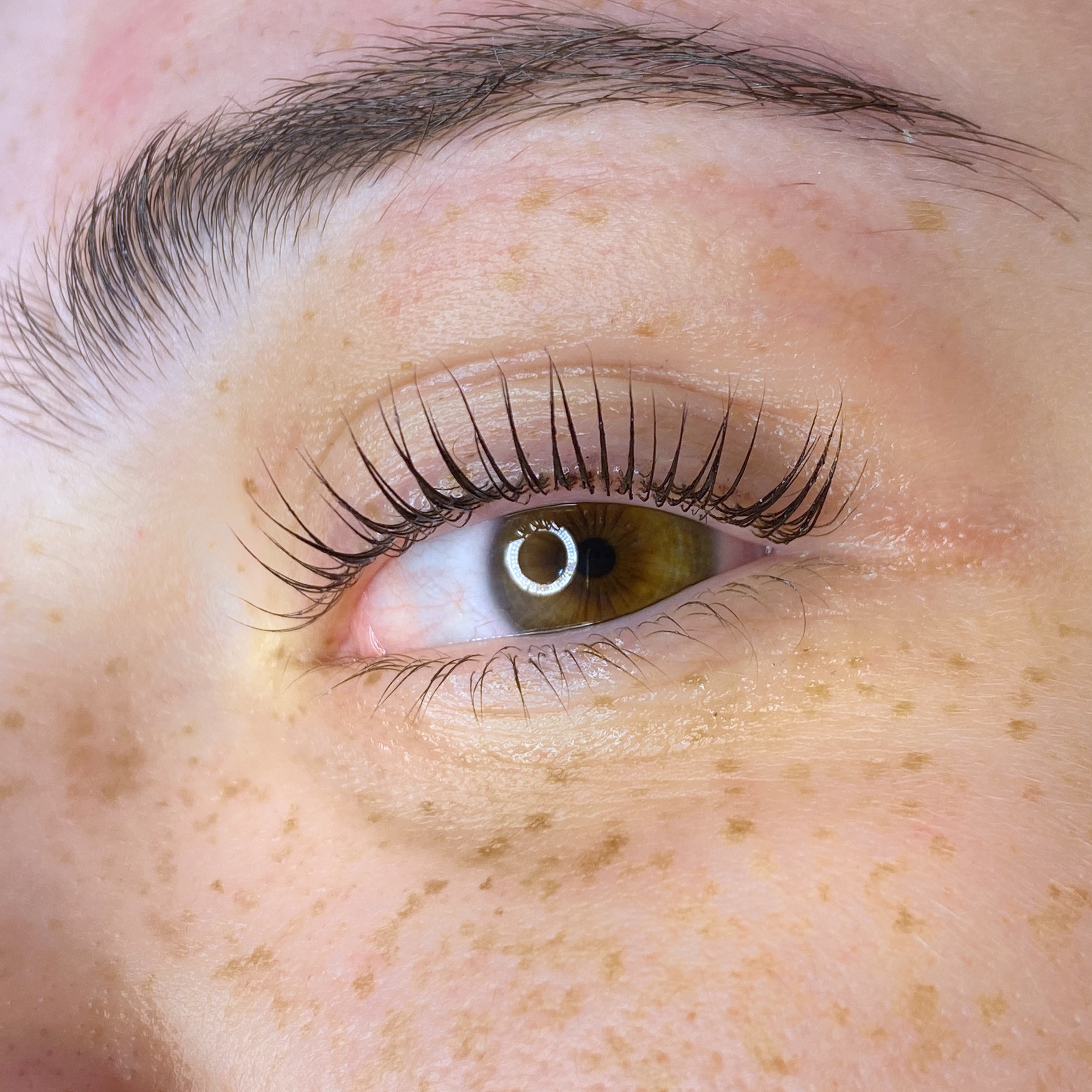 Lash Lifting