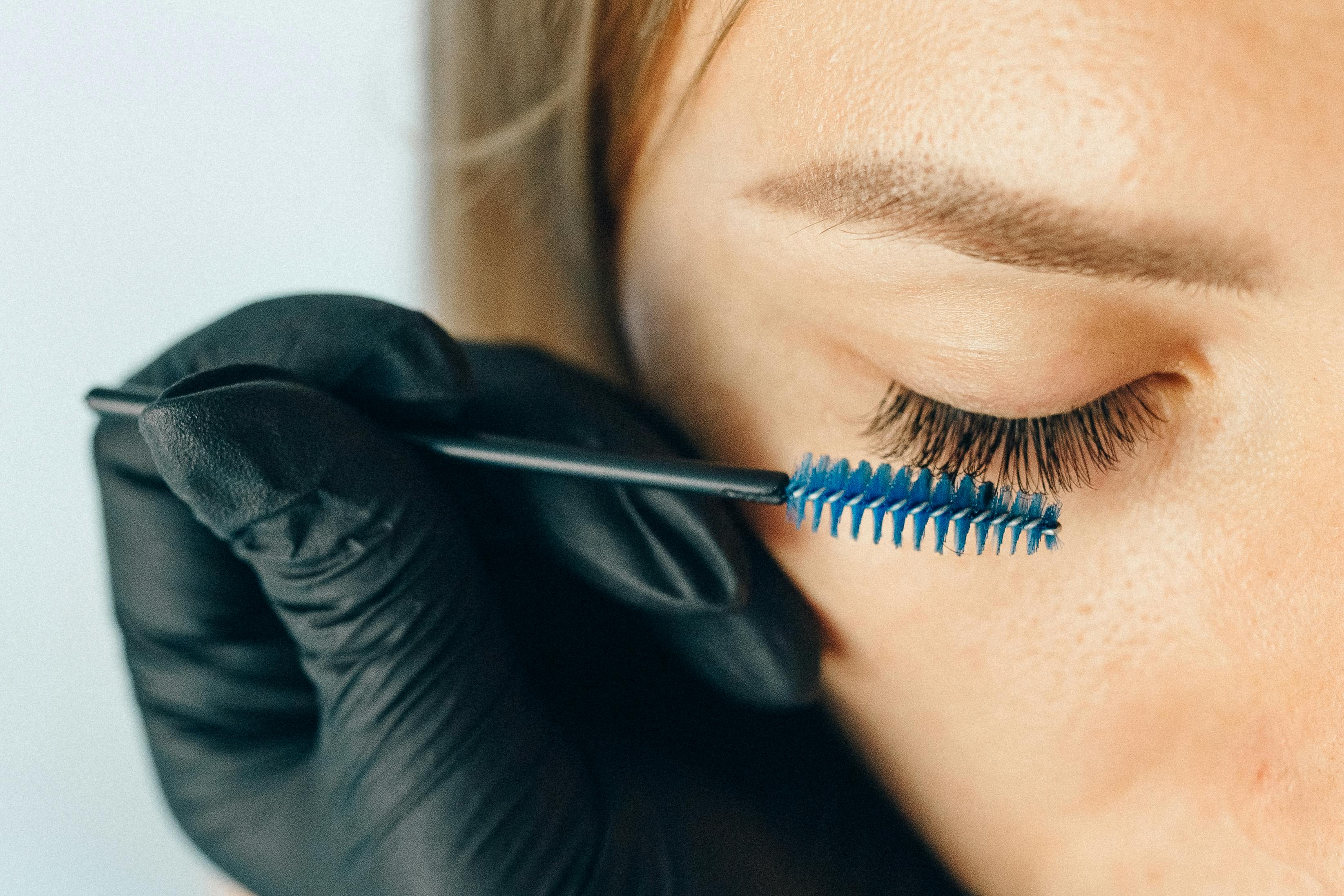 Lash Lifting