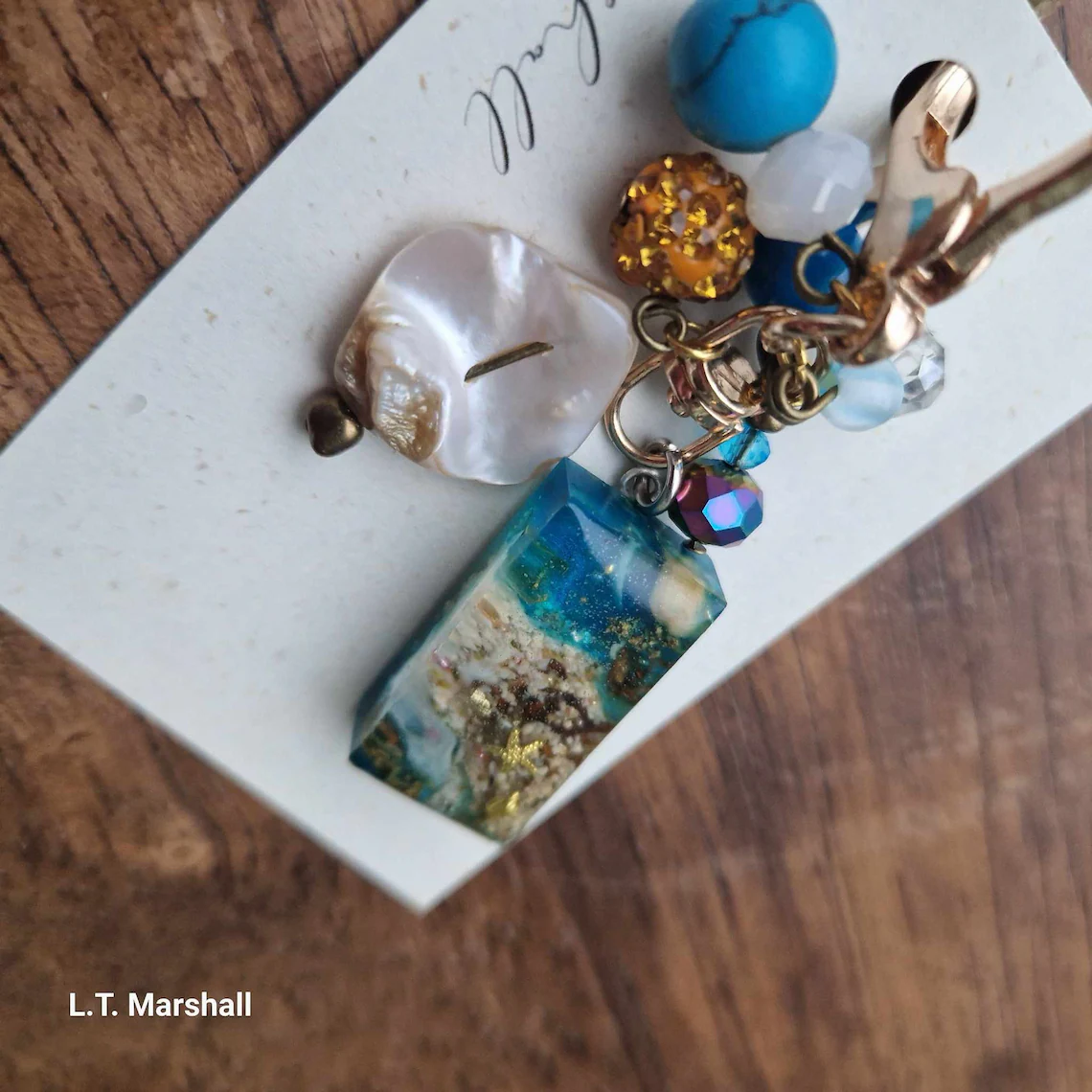 🌊 Handmade Resin Ocean Keyring | 3D Beach Scene Keychain 🐚 | Coastal Gift for Beach Lovers 🐬 | Sea-Inspired Bag Charm