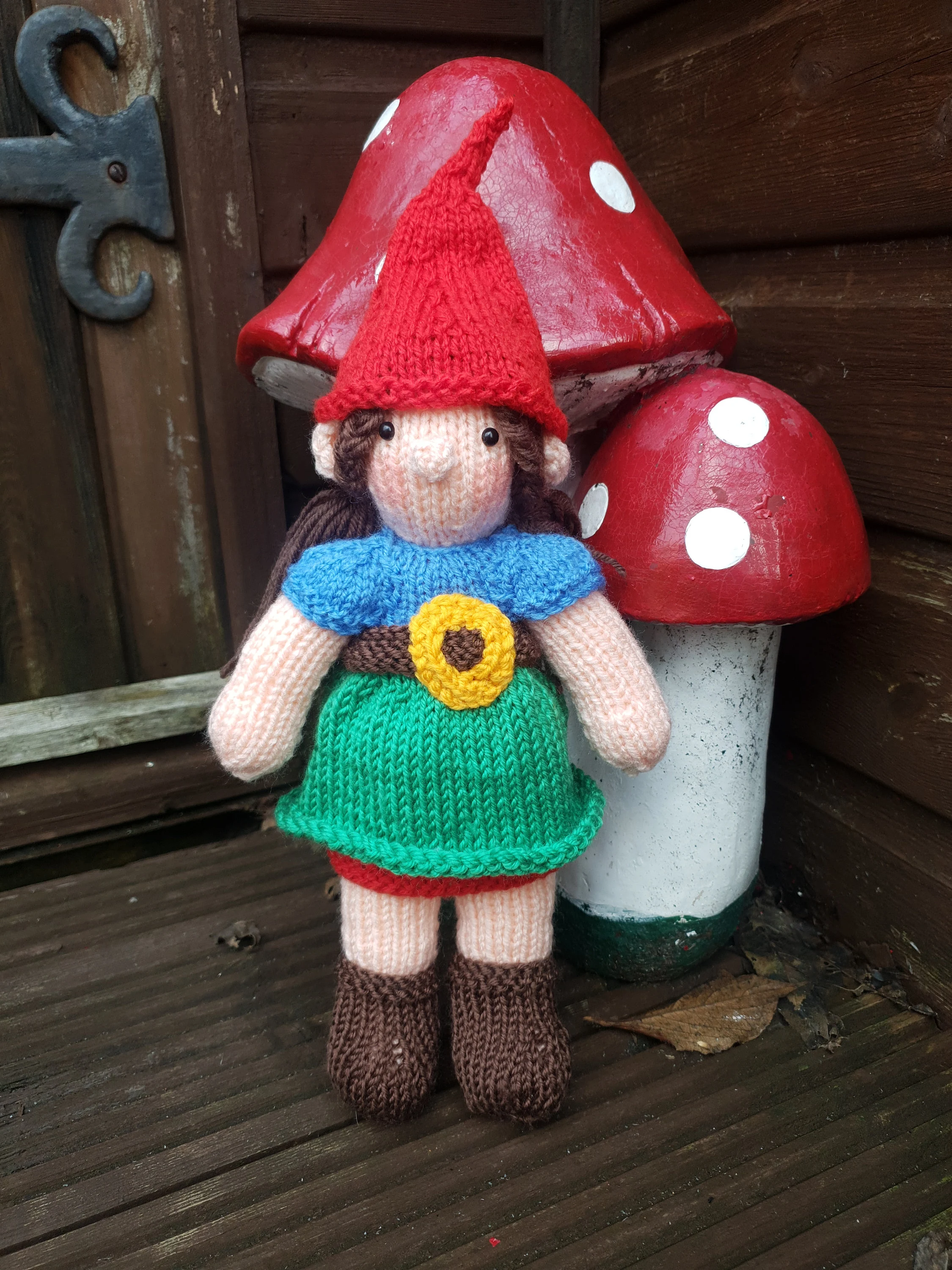 Gertrude the Gnome Dressable Knitting Pattern – Flat-Knit Doll PDF with Outfit