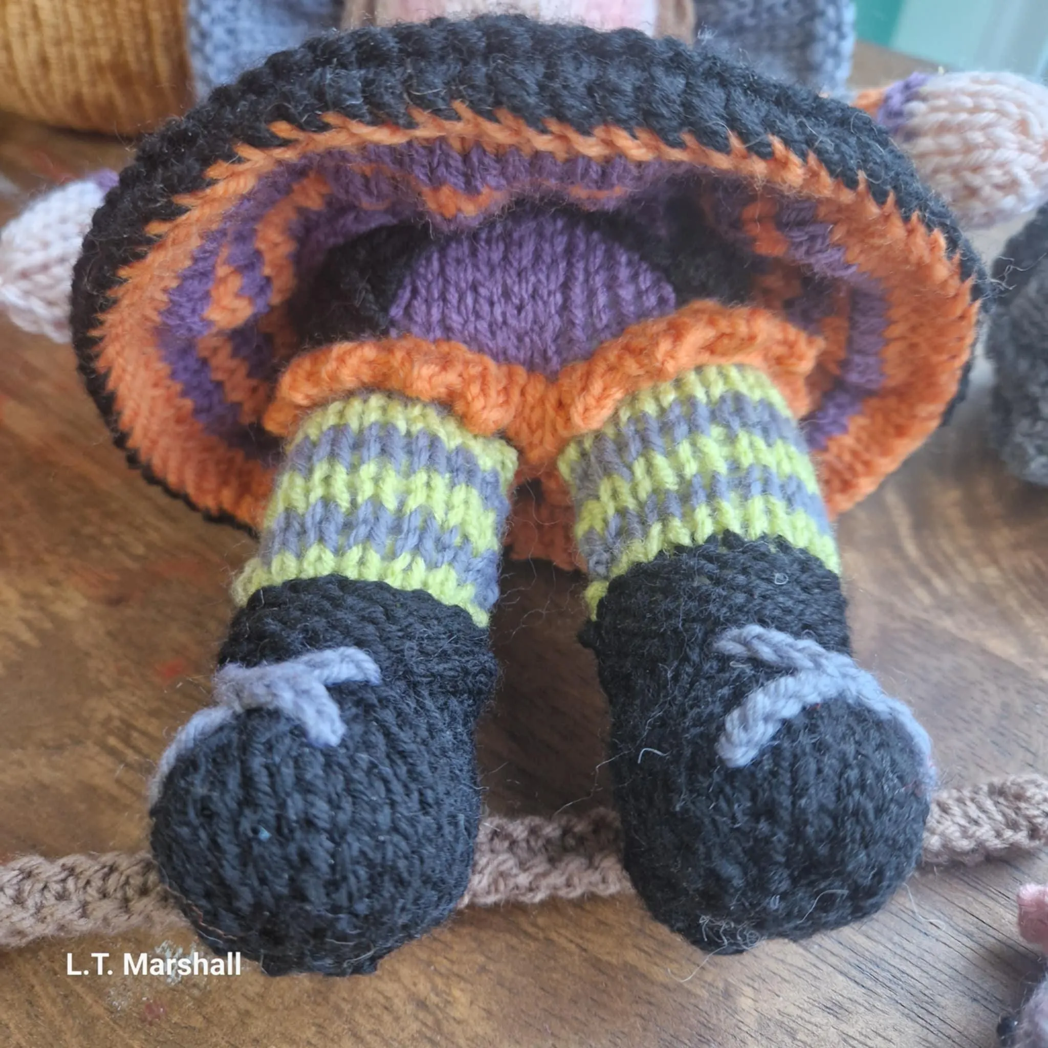 Witch Doll Playset Knitting Pattern – Flat-Knit Witch, Rat, Broom, Cauldron & Pumpkin PDF