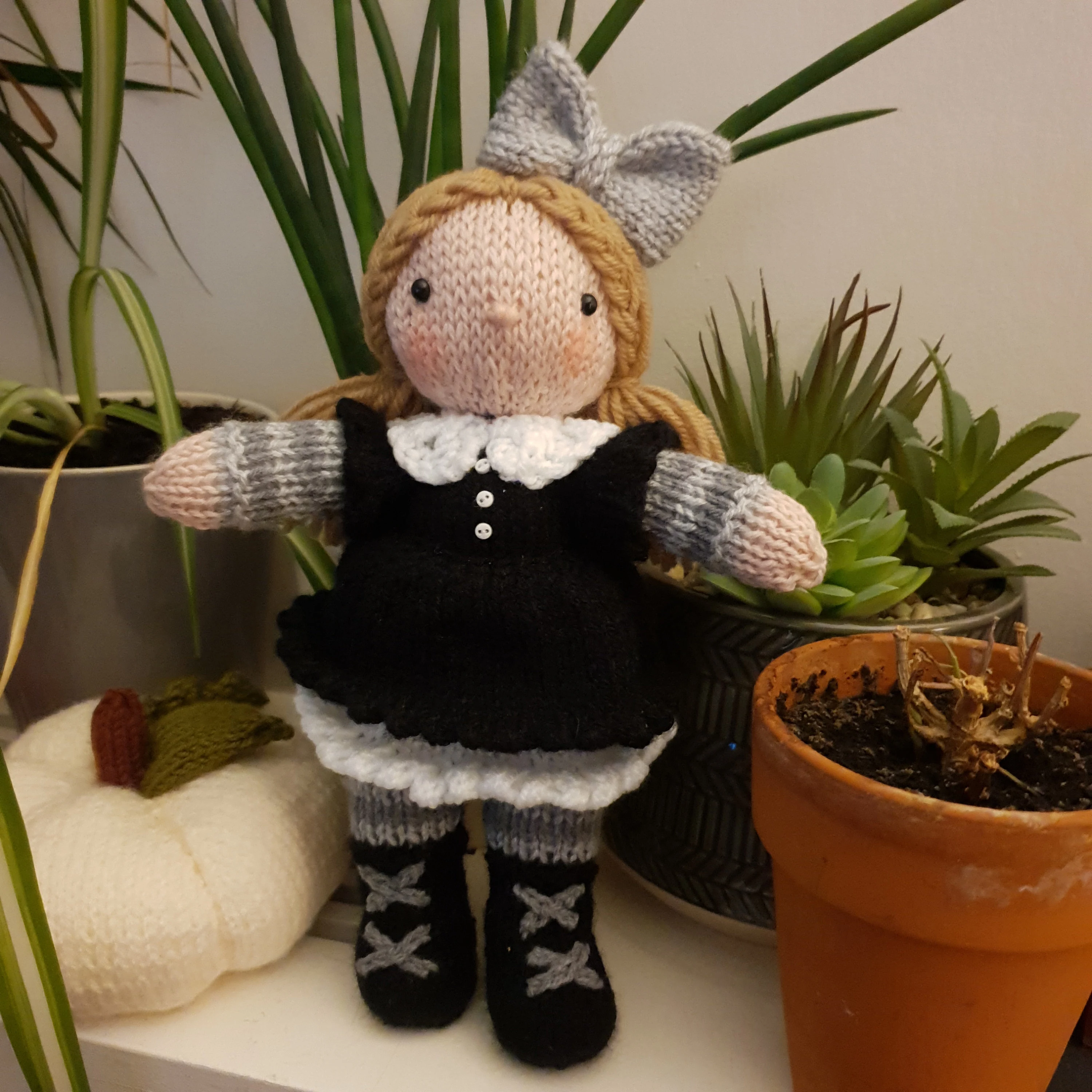 Gothic Lolita Doll Knitted Pattern – Flat‑Knit Gothic Doll PDF, beginner Friendly