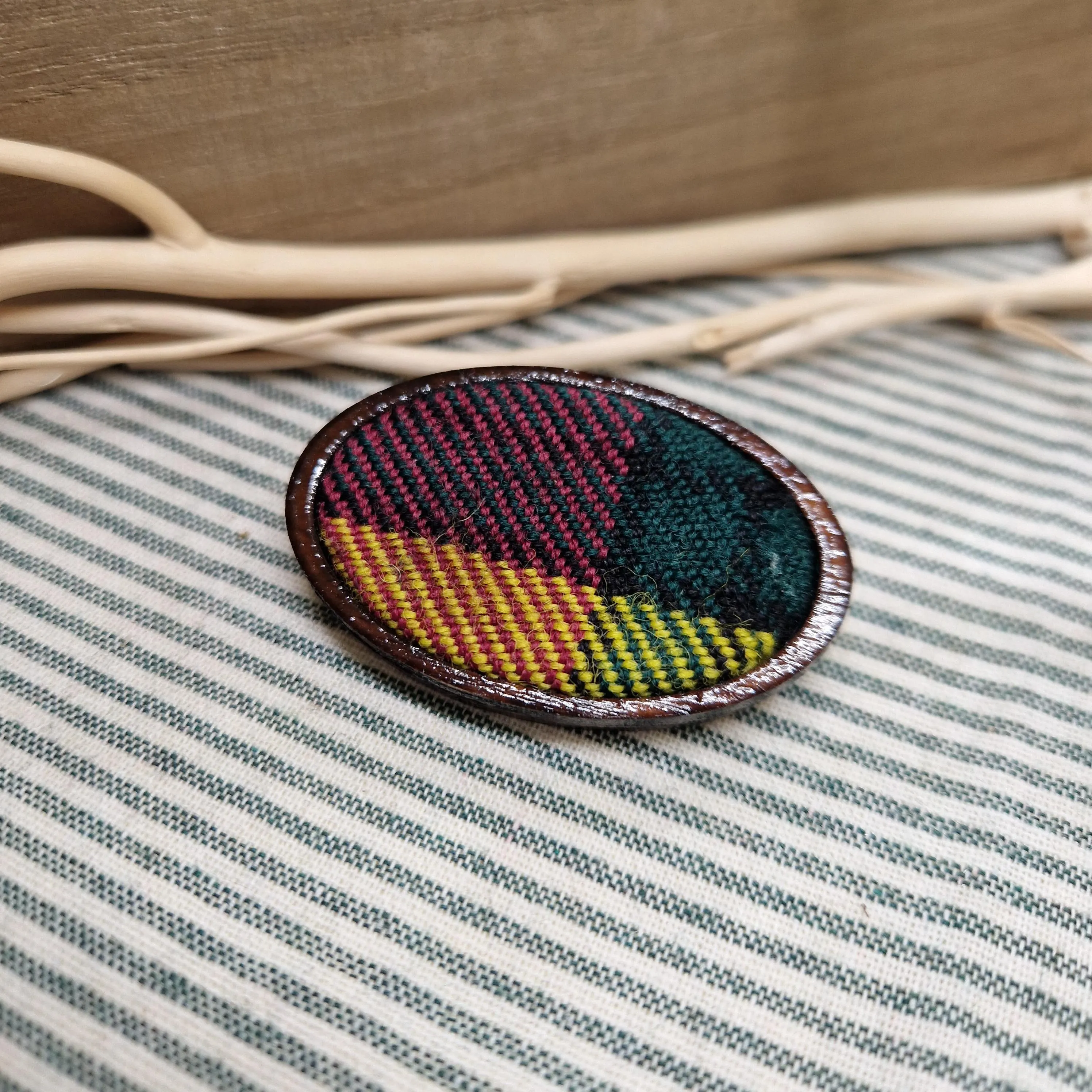 Handmade Rustic Scottish Tartan Brooch – Wood and Wool Brooch – Traditional Clan Tartan from Kilt Offcuts – Scottish Artist Made