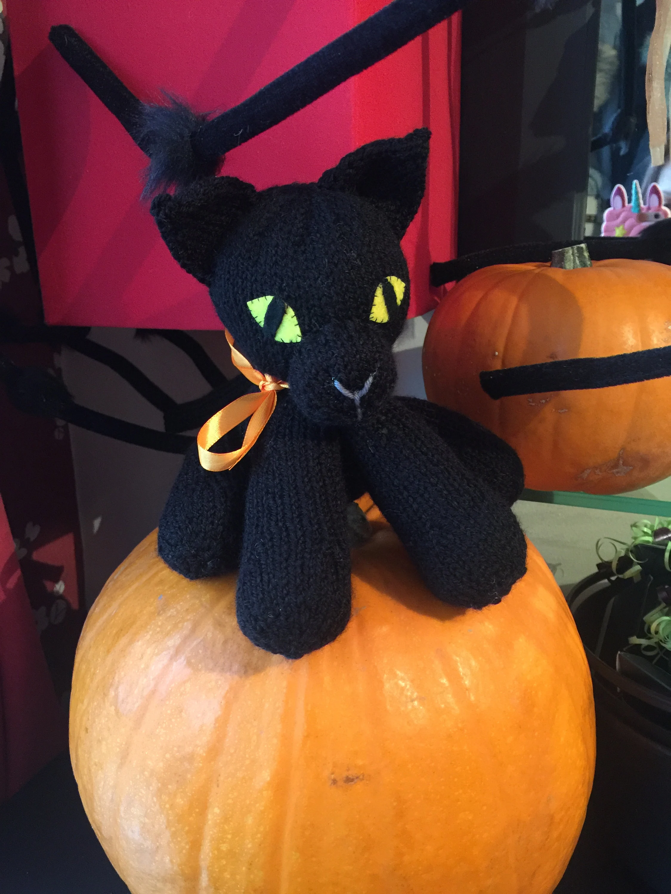 Halloween Panther Cat Knitting Pattern – Flat-Knit Cat Toy PDF, Easy Cute Plush