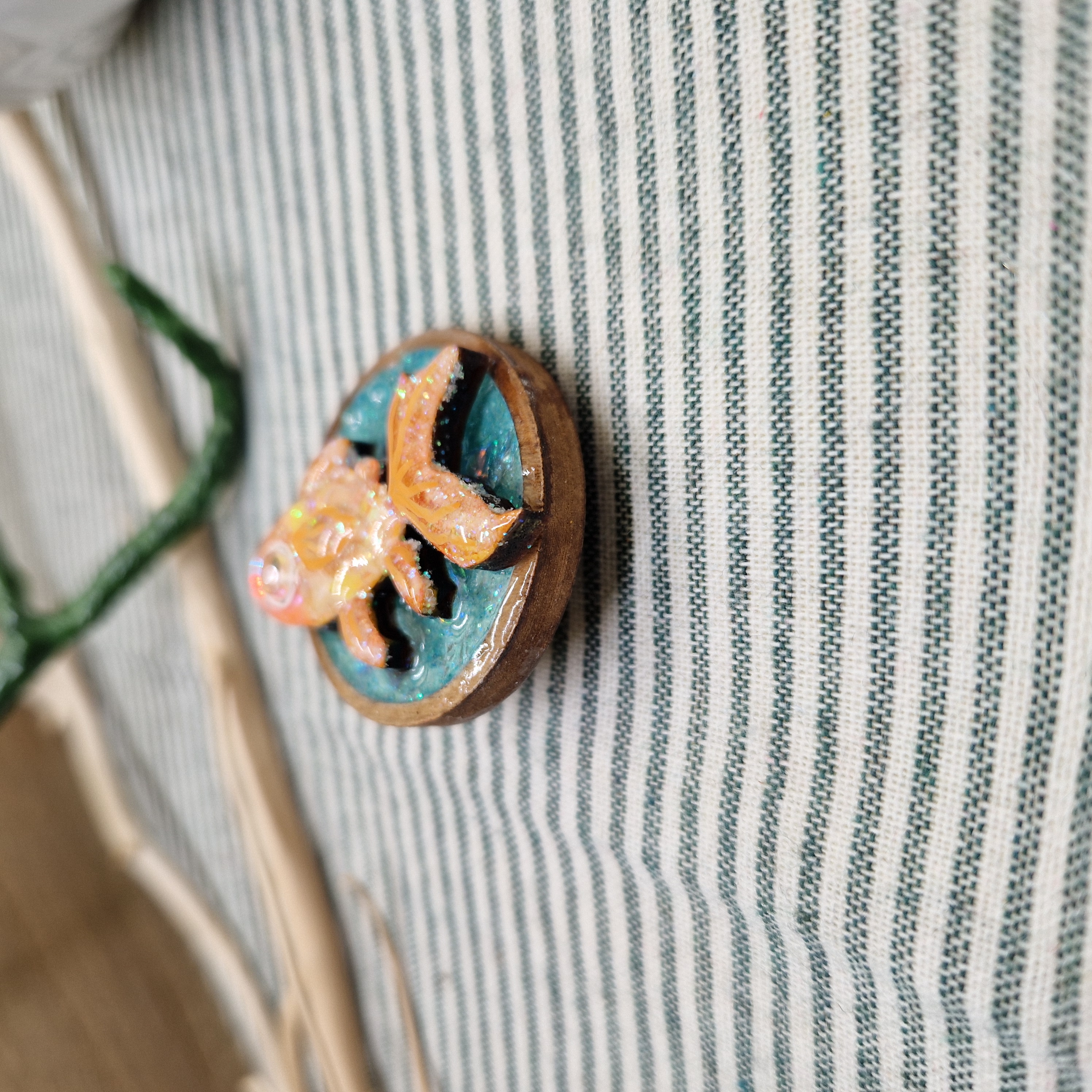 Handmade Goldfish Brooch in Wood and Resin – Layered Glitter Pond Pin, Folk Art Jewelry