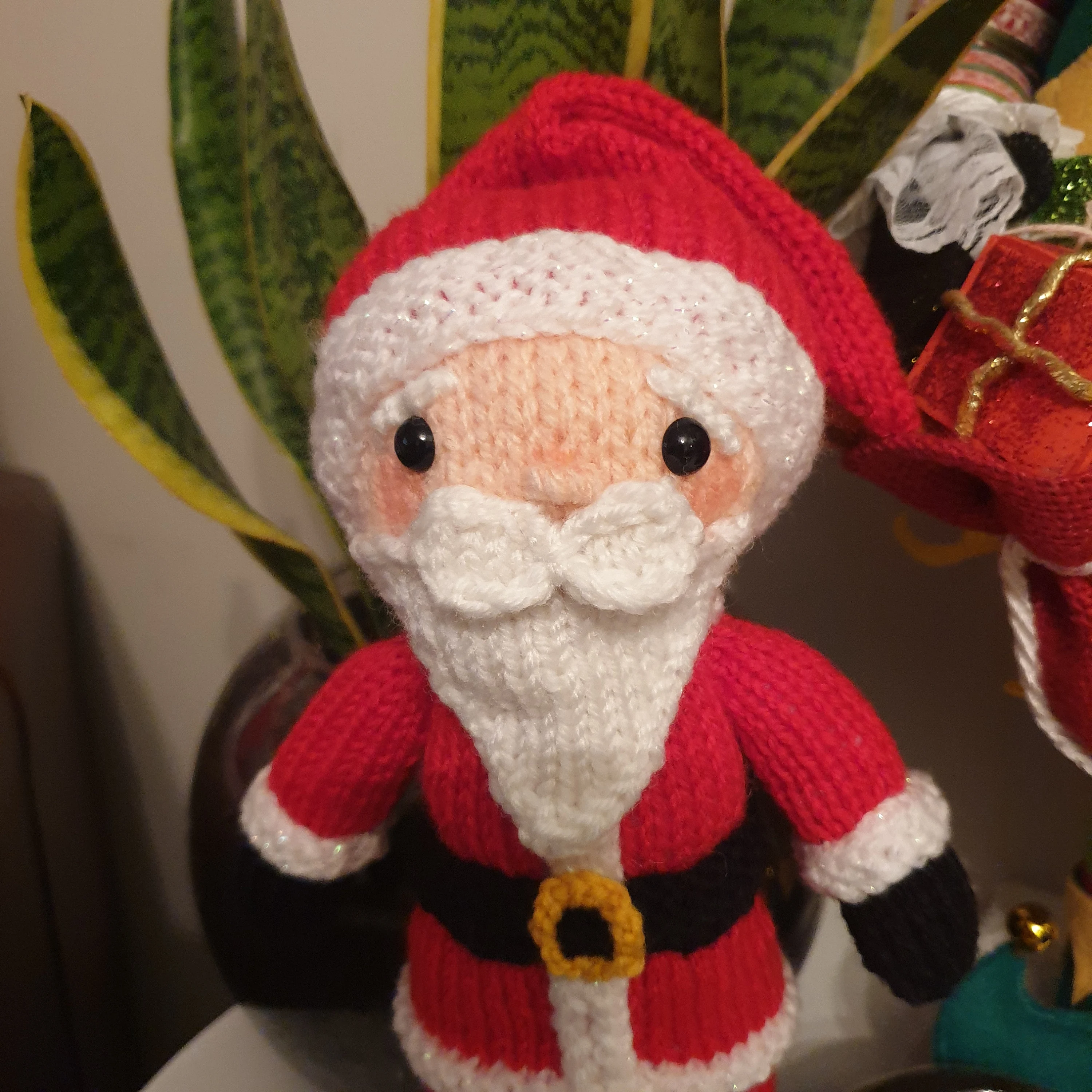 Santa Claus Knitting Pattern – Flat‑Knit Santa Doll PDF, Beginner Friendly