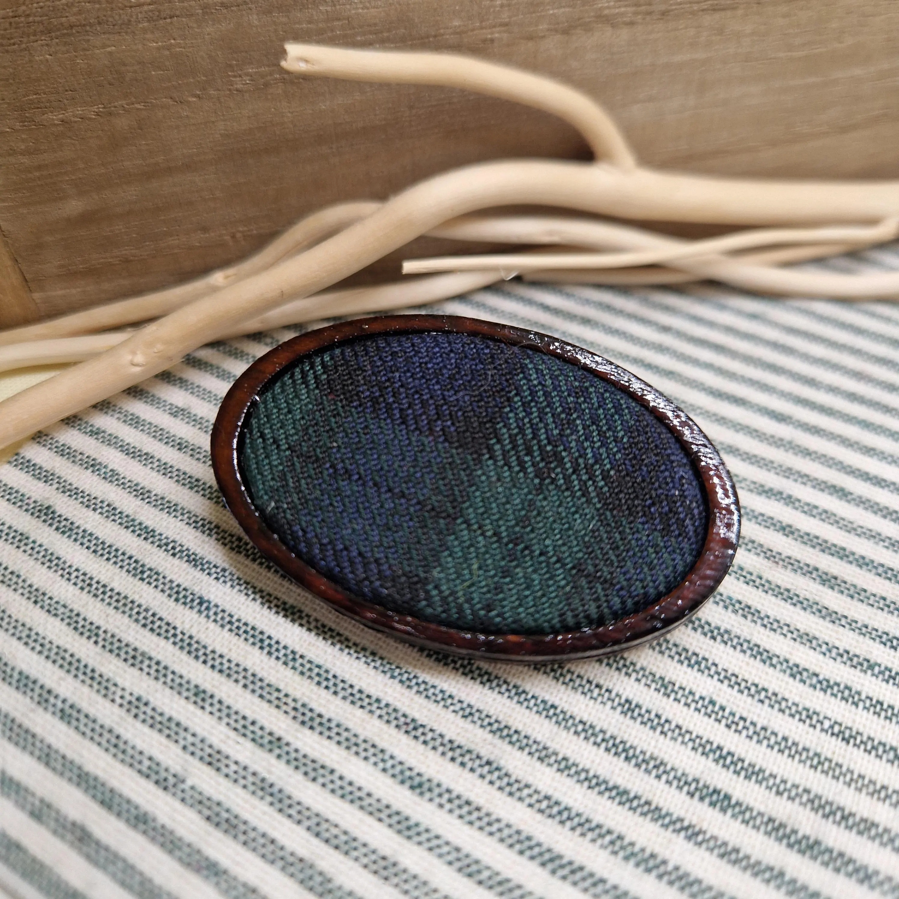 Handmade Rustic Scottish Tartan Brooch – Wood and Wool Brooch – Traditional Clan Tartan from Kilt Offcuts – Scottish Artist Made