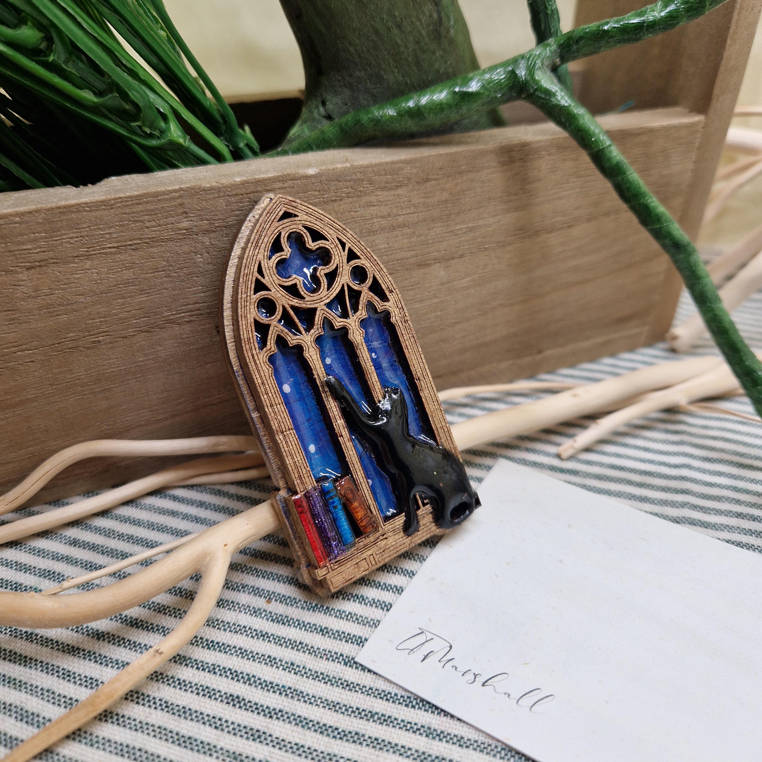 Gothic Window Cat Brooch – Handmade Wood Resin Pin – Starry Night Familiar Brooch – Witchcore Gothic Cottagecore Gift