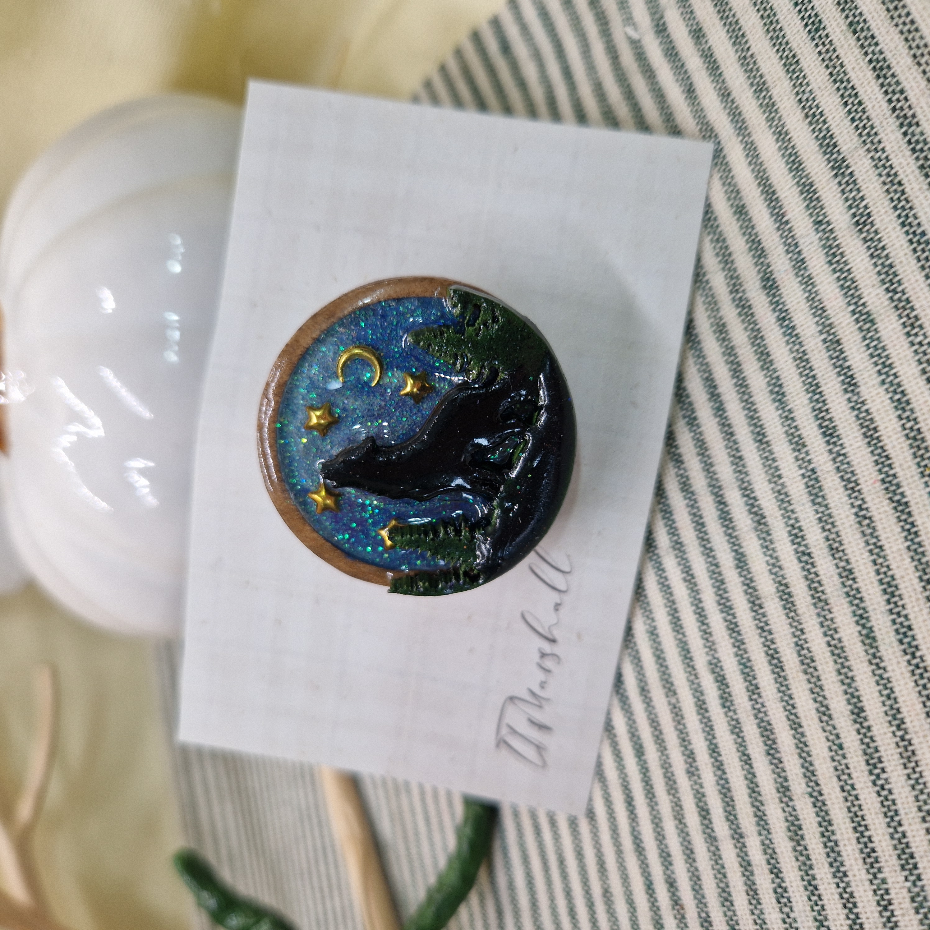 Handmade Wolf Brooch in Wood and Resin – Howling Wolf Night Sky Pin, Celtic Mythology Gift