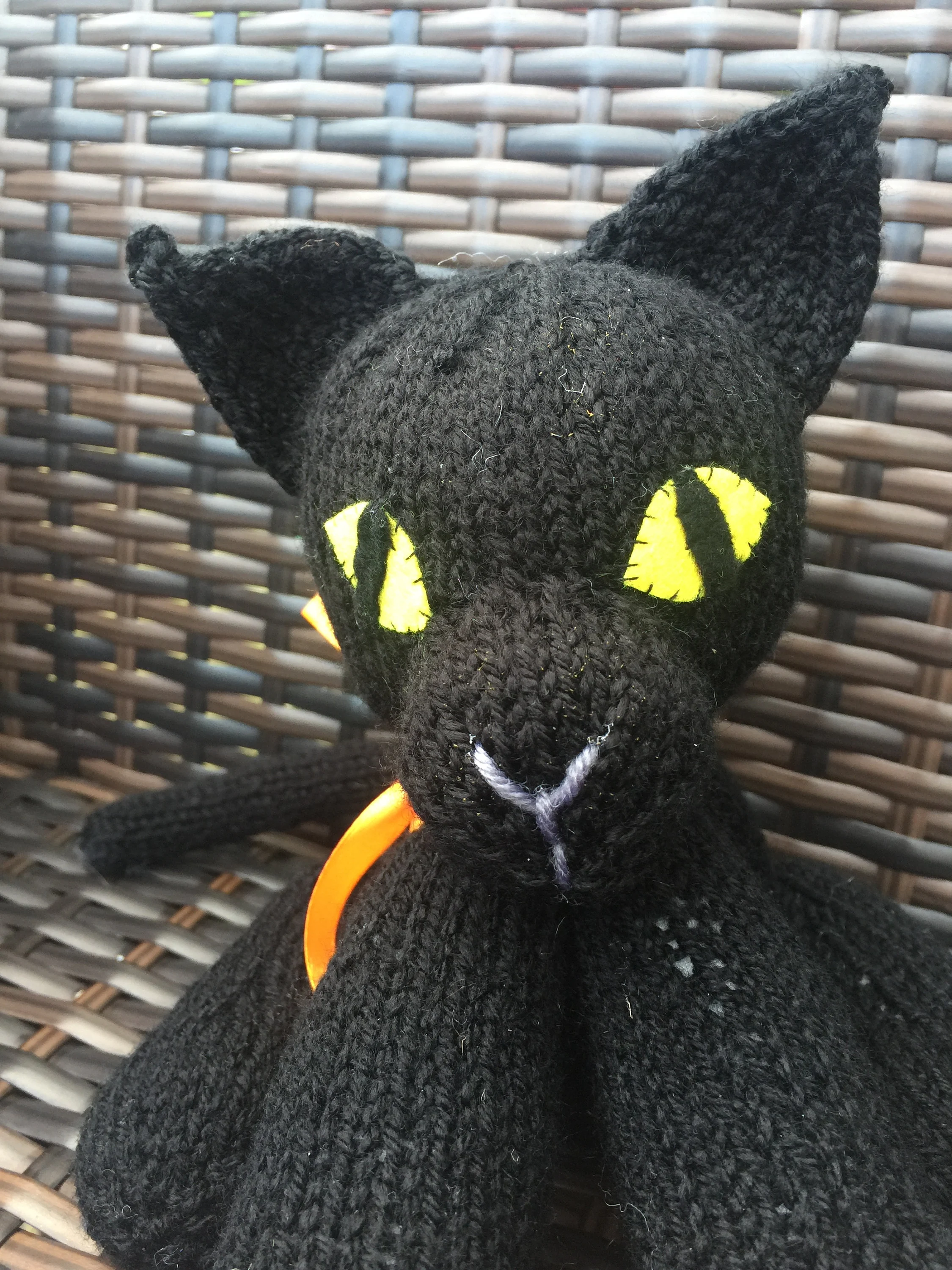 Halloween Panther Cat Knitting Pattern – Flat-Knit Cat Toy PDF, Easy Cute Plush