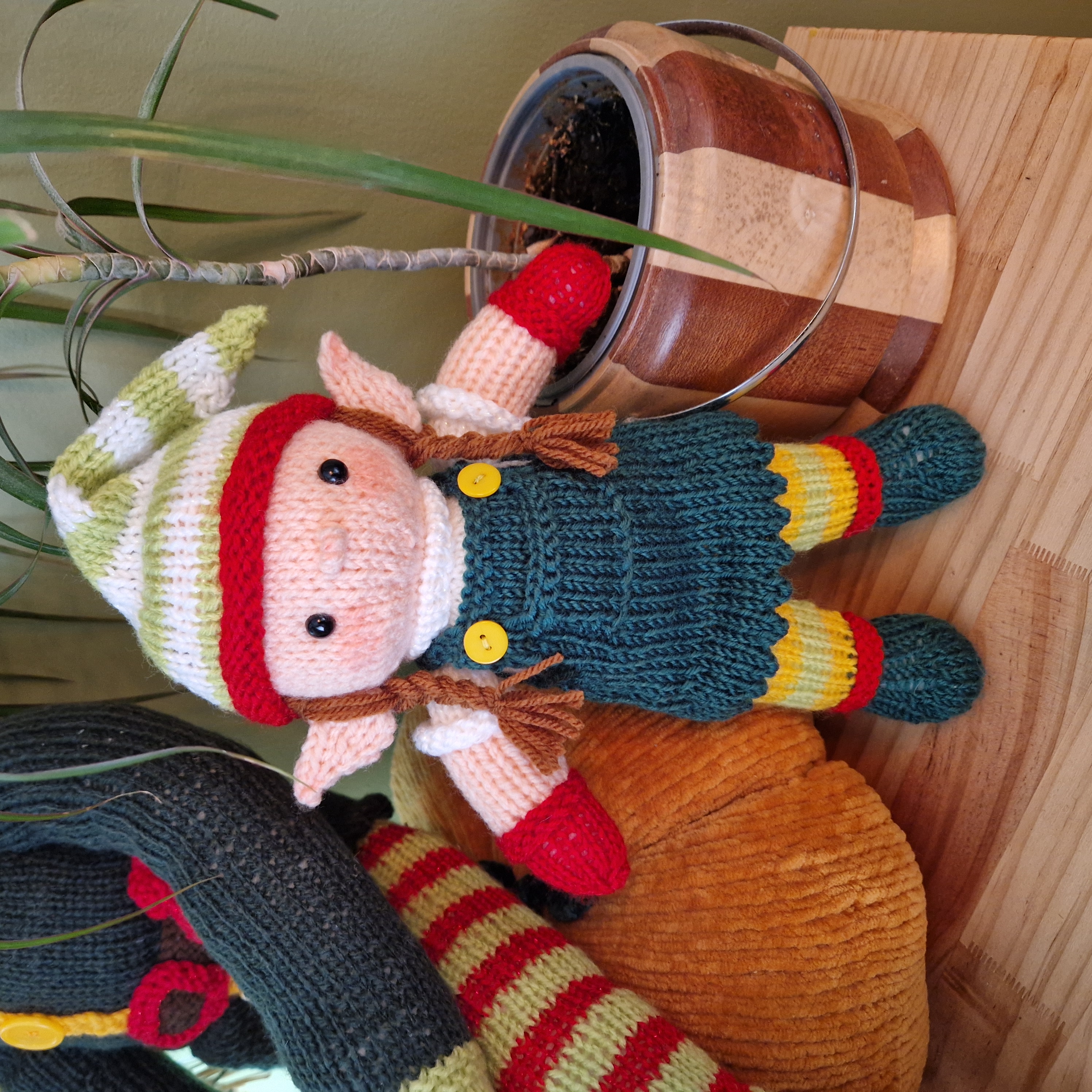 Pepper the Elf Doll Knitting Pattern PDF – Festive Christmas Elf Soft Toy Pattern