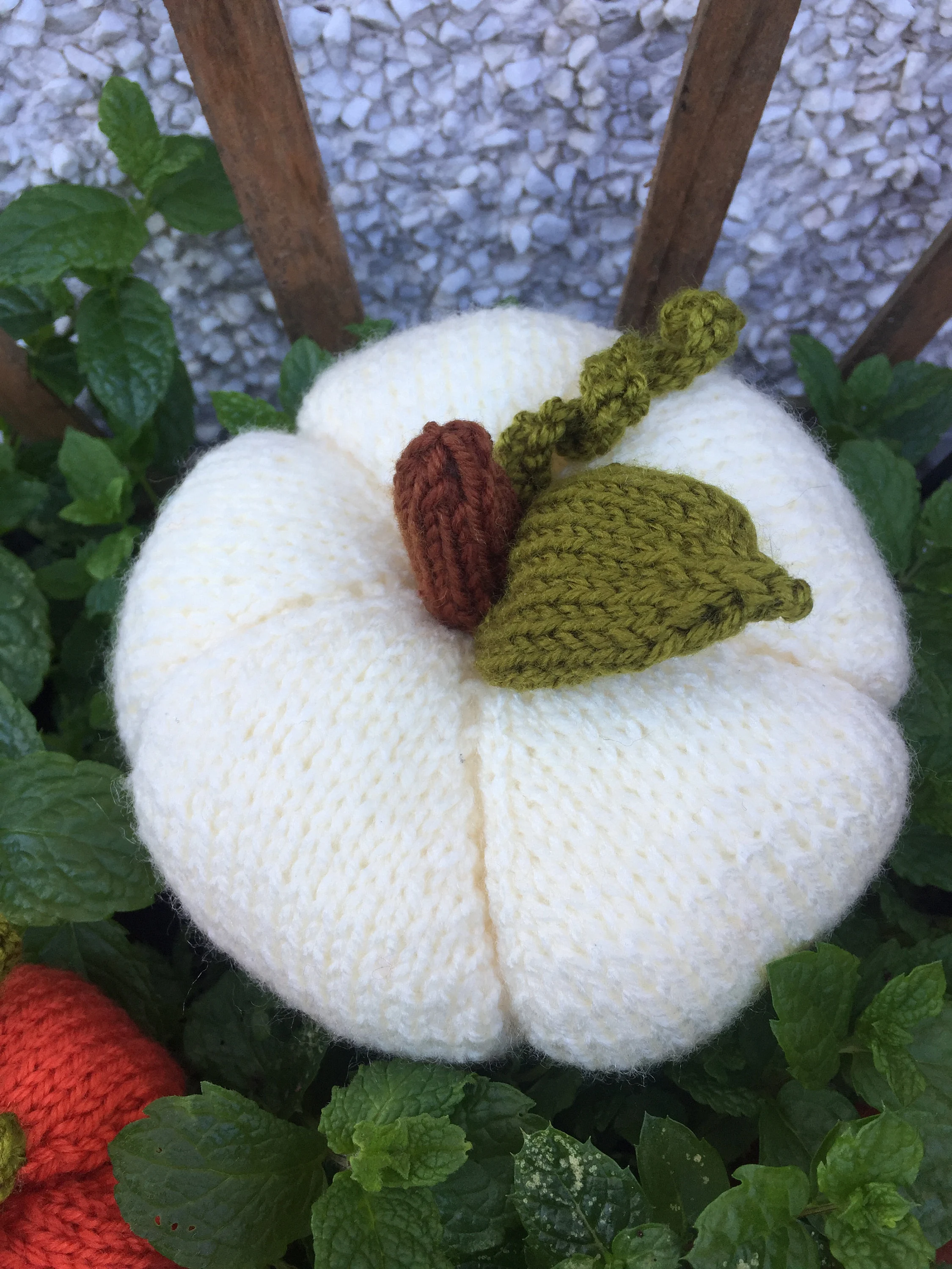 Pumpkin Duo Knitting Pattern – DIY Autumn Decor, Cute Fall Plush, Halloween & Thanksgiving Soft Toy, Digital PDF