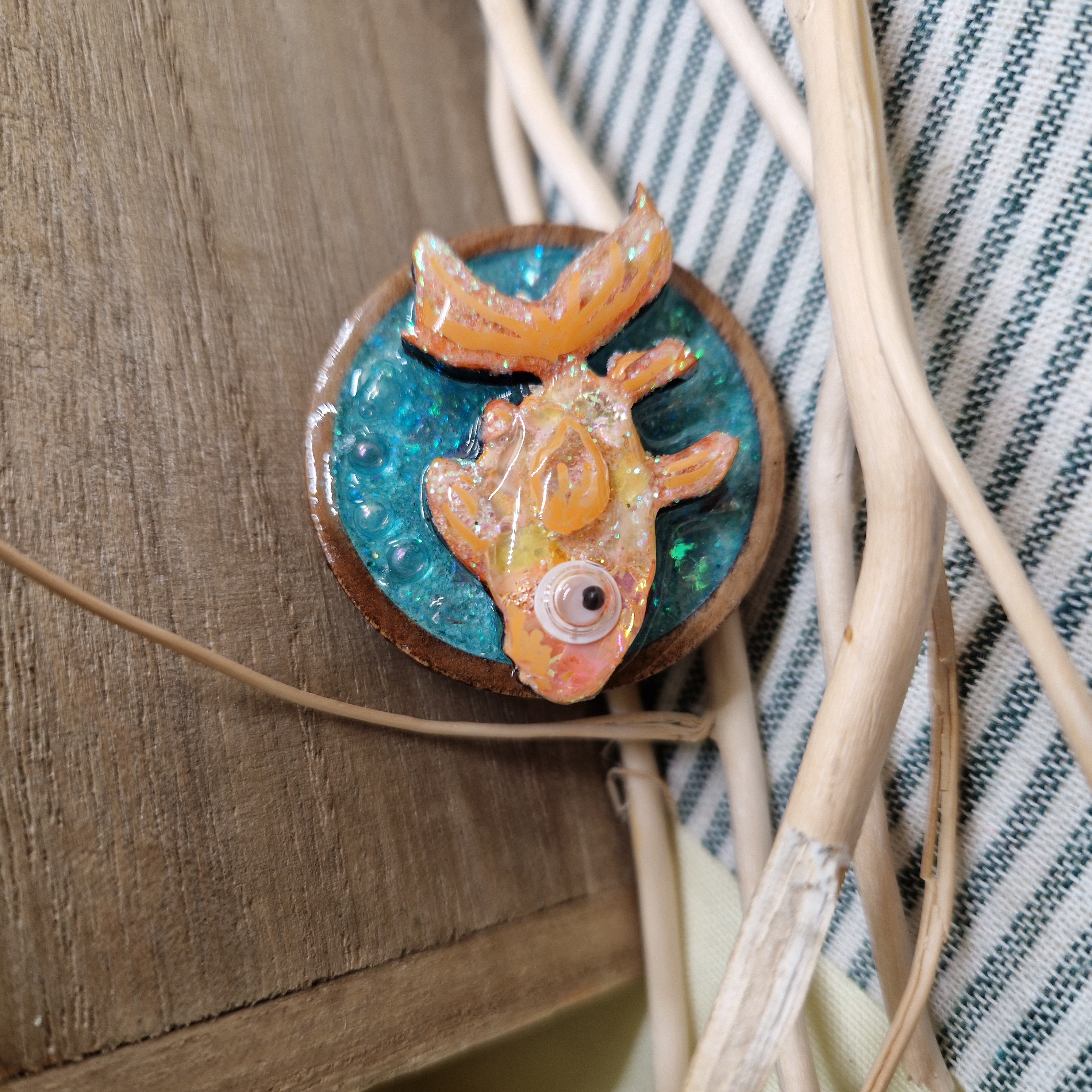 Handmade Goldfish Brooch in Wood and Resin – Layered Glitter Pond Pin, Folk Art Jewelry