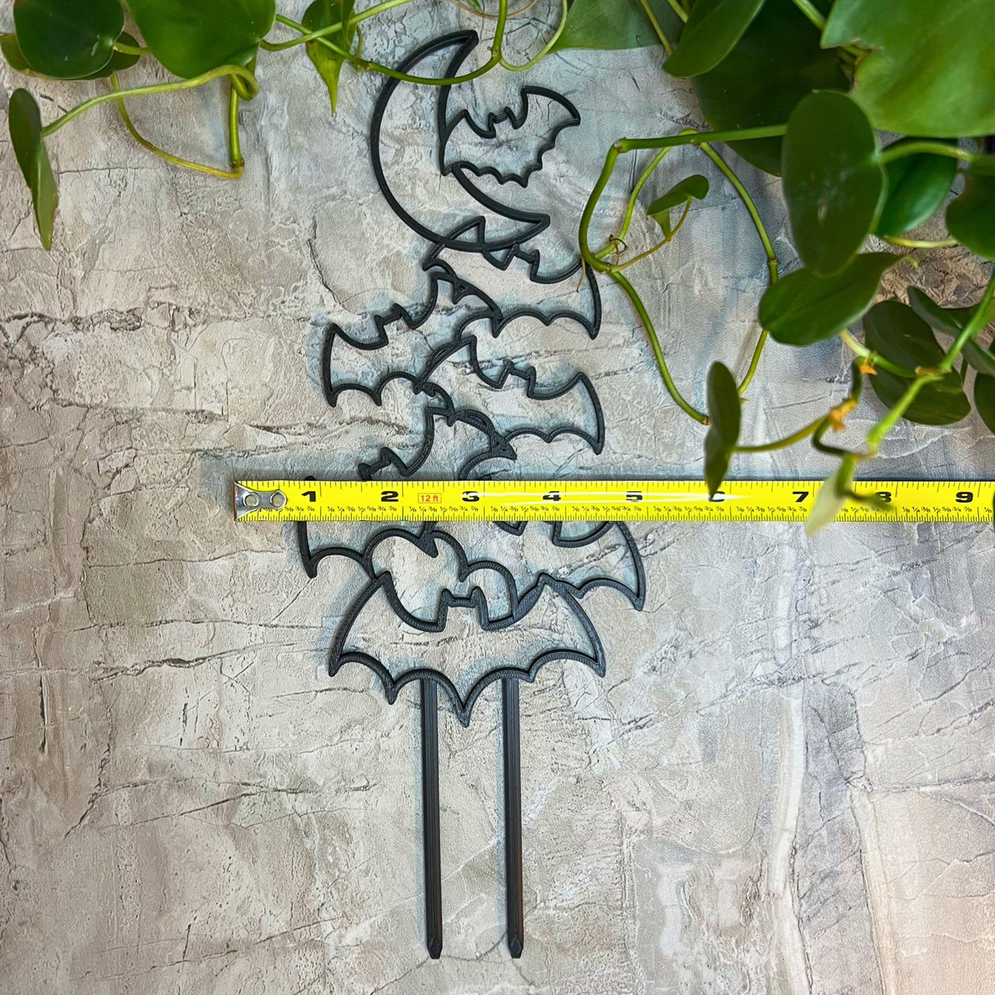 Flying Bat Moon Plant Trellis for Climbing Plants, Spooly Decor for Home