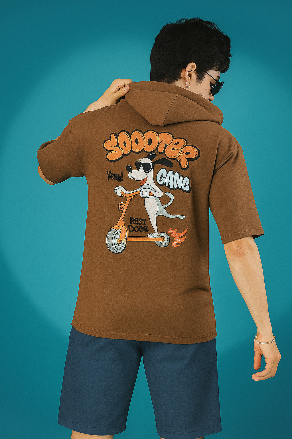 Bear Graphic Short-Sleeve Hoodie