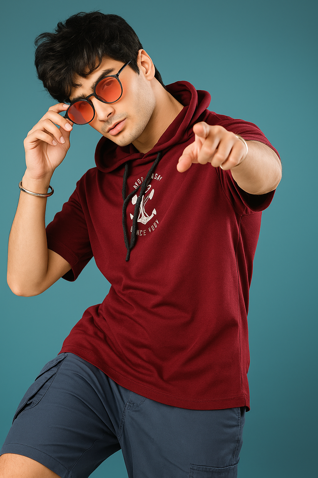  Bear Graphic Short-Sleeve Hoodie