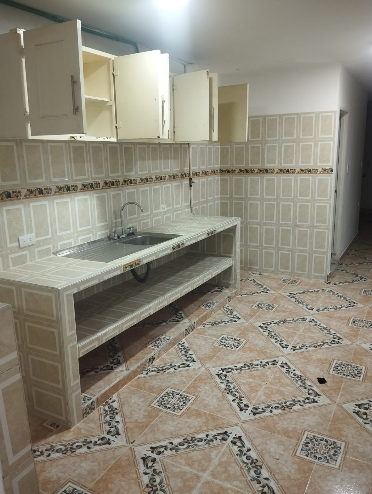APARTAMENTO PRIMER PISO