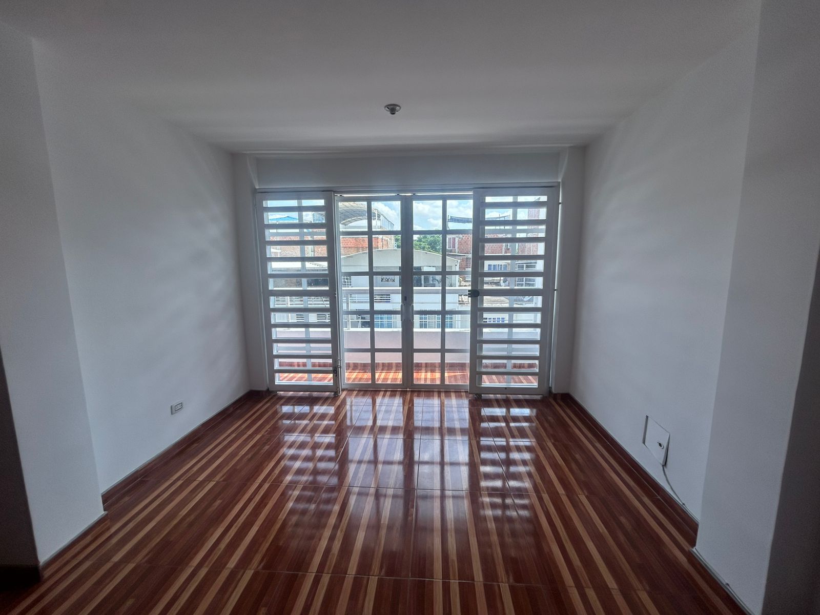 VALLE DEL LILI APTO 301