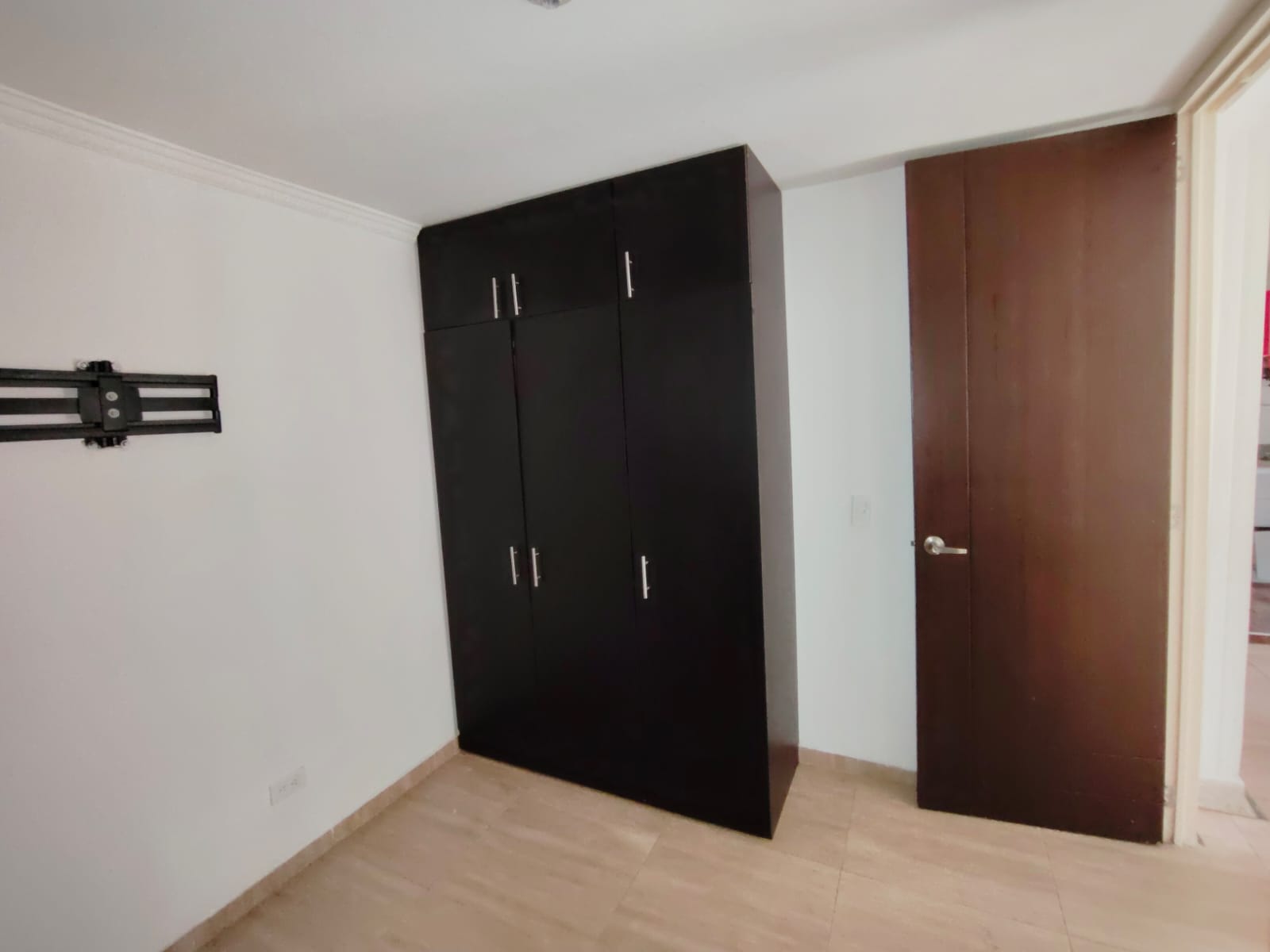 APARTAMENTO CANEY 1ER PISO