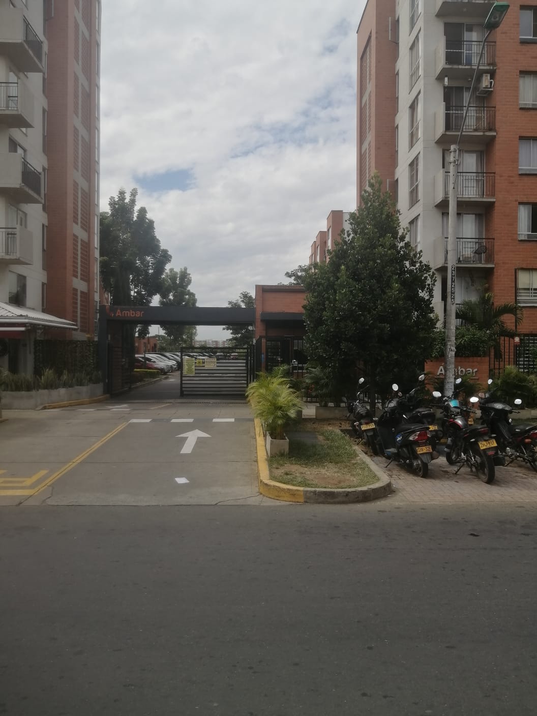 CONJUNT RESIDENCIAL AMBAR