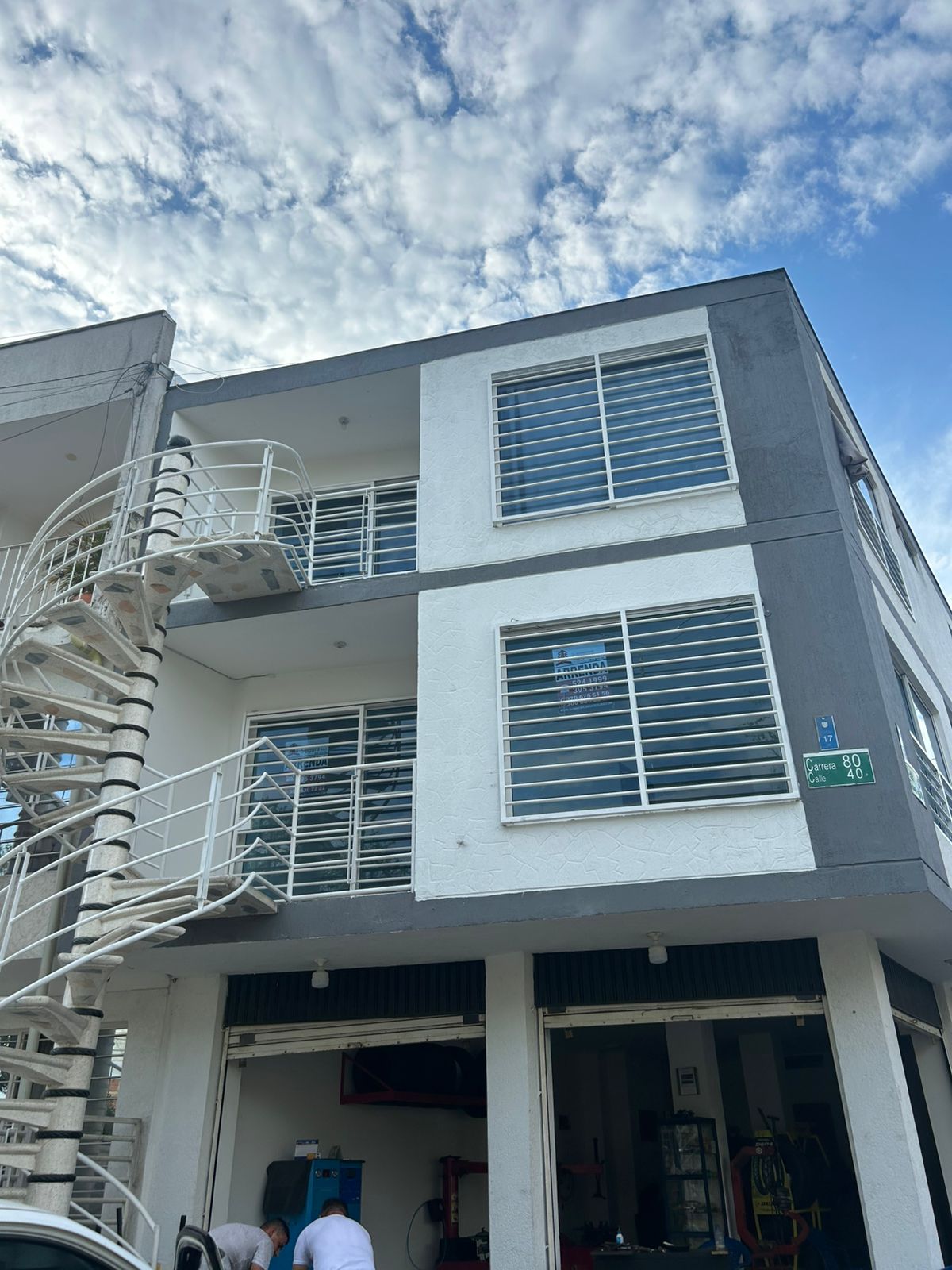 APARTAMENTO CANEY 2DO PISO