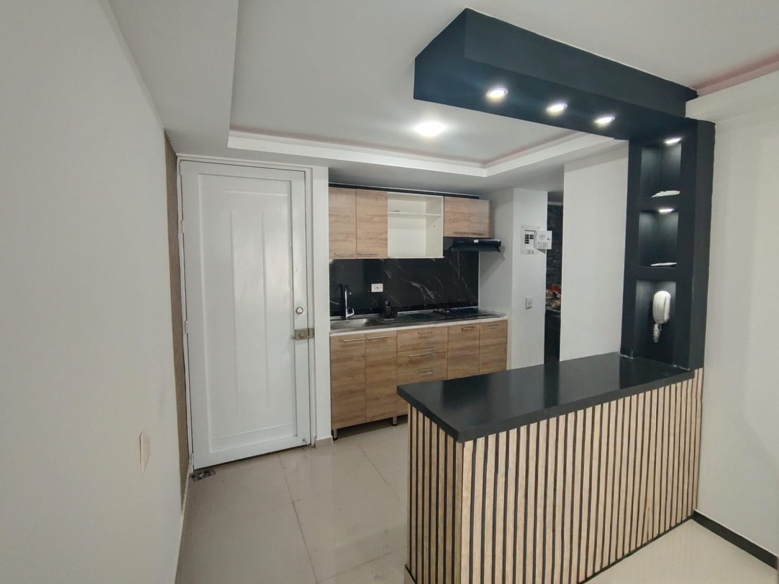 APARTAMENTO EN ARRIENDO 