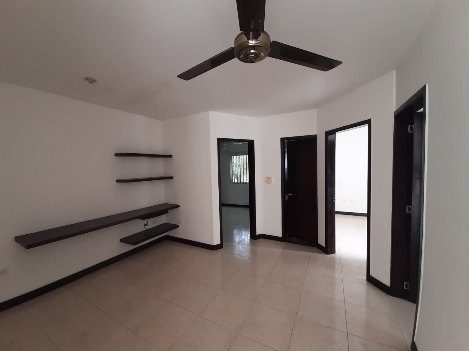 EDIFICIO MAYAL APTO 302