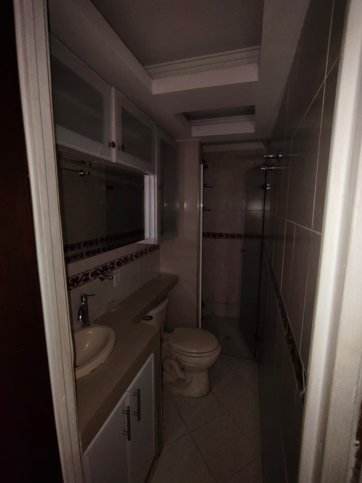 APARTAMENTO CANEY 1ER PISO